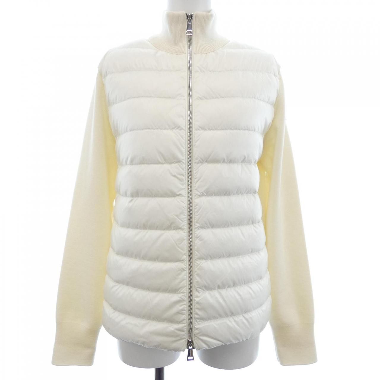 Moncler Moncler Moncler Down Jacket Textile Outerwear 10939B00031 DUTY FREE for USA Size ONE SIZE - 1 Thumbnail
