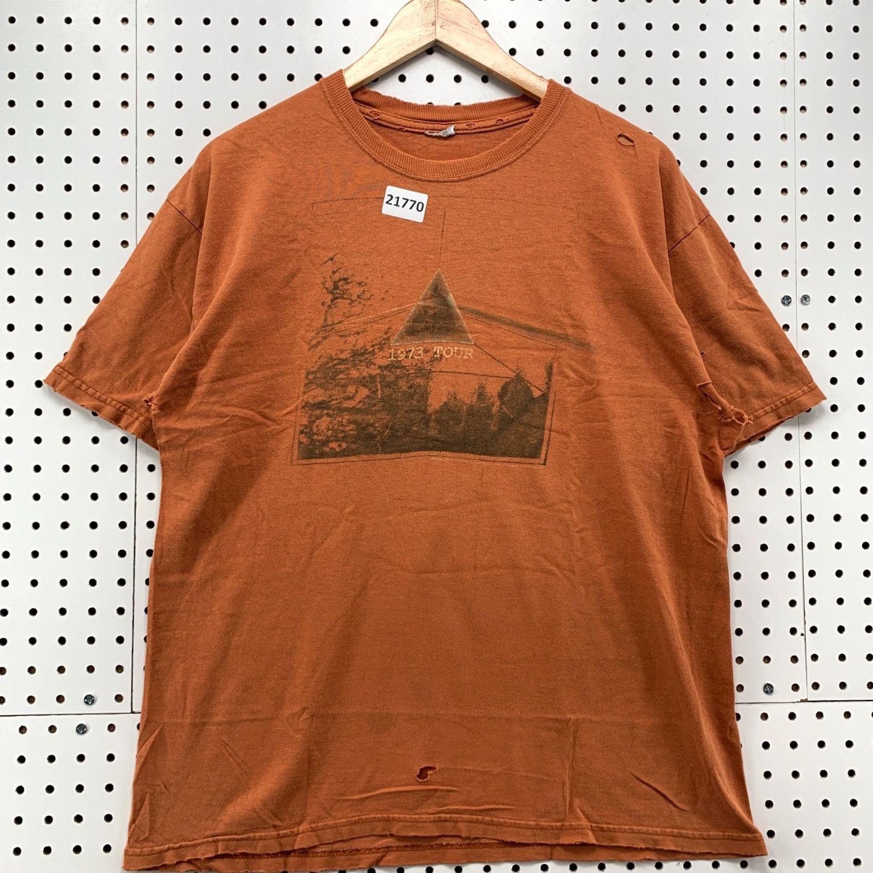 Vintage VINTAGE Pink Floyd Shirt Adult Medium Pink Darkside Of The Moon DIstressed 23x27 Mens Size US M / EU 48-50 / 2 - 6 Thumbnail