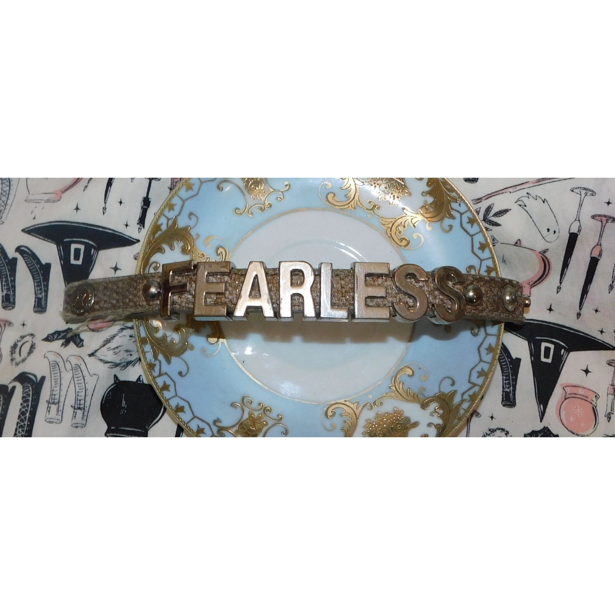 BCBGeneration BCBGenerations Fearless Slide Charm Bracelet Size ONE SIZE - 1 Thumbnail