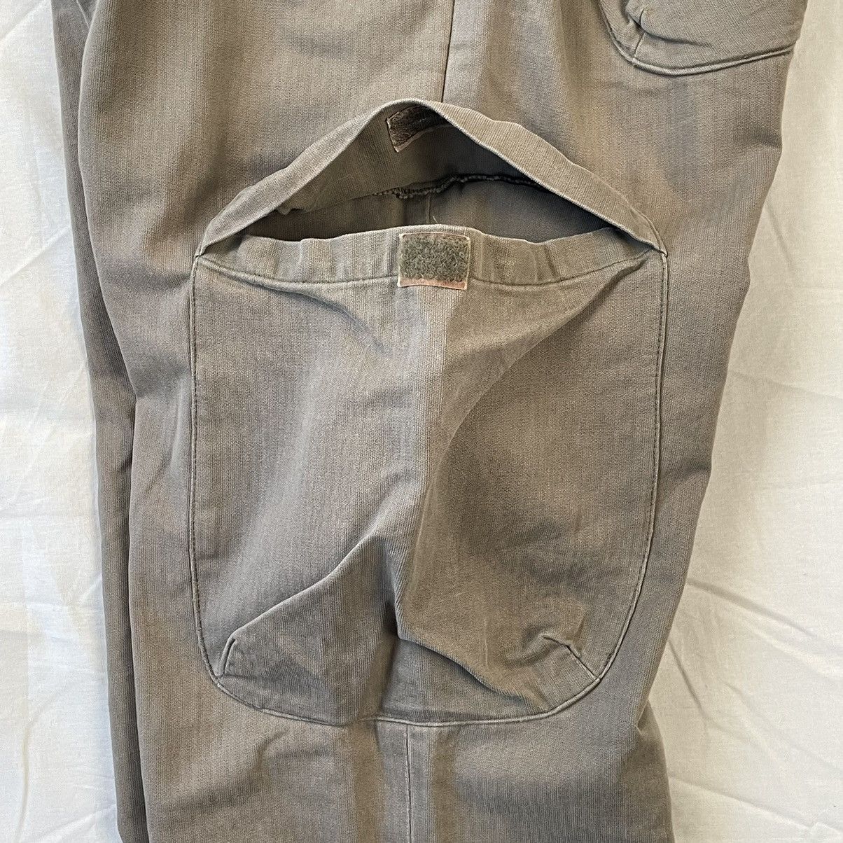 Helmut Lang Helmut Lang 3D Cargo Pocket Pants Size US 30 / EU 46 - 14 Thumbnail