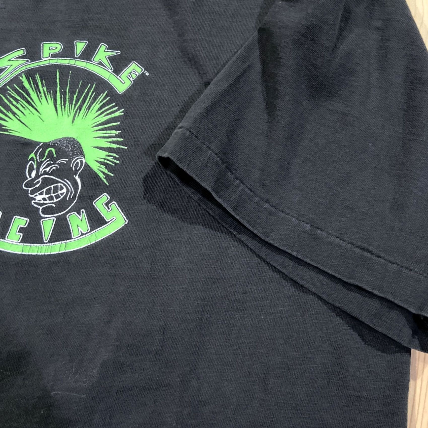 Hanes VINTAGE Hanes Shirt XL Black Punk Motorcycle Graphic Crew Neck Short Sleeve 50/50 Silkworm Logo, Regular Fit, All Seasons Size US XL / EU 56 / 4 - 4 Thumbnail