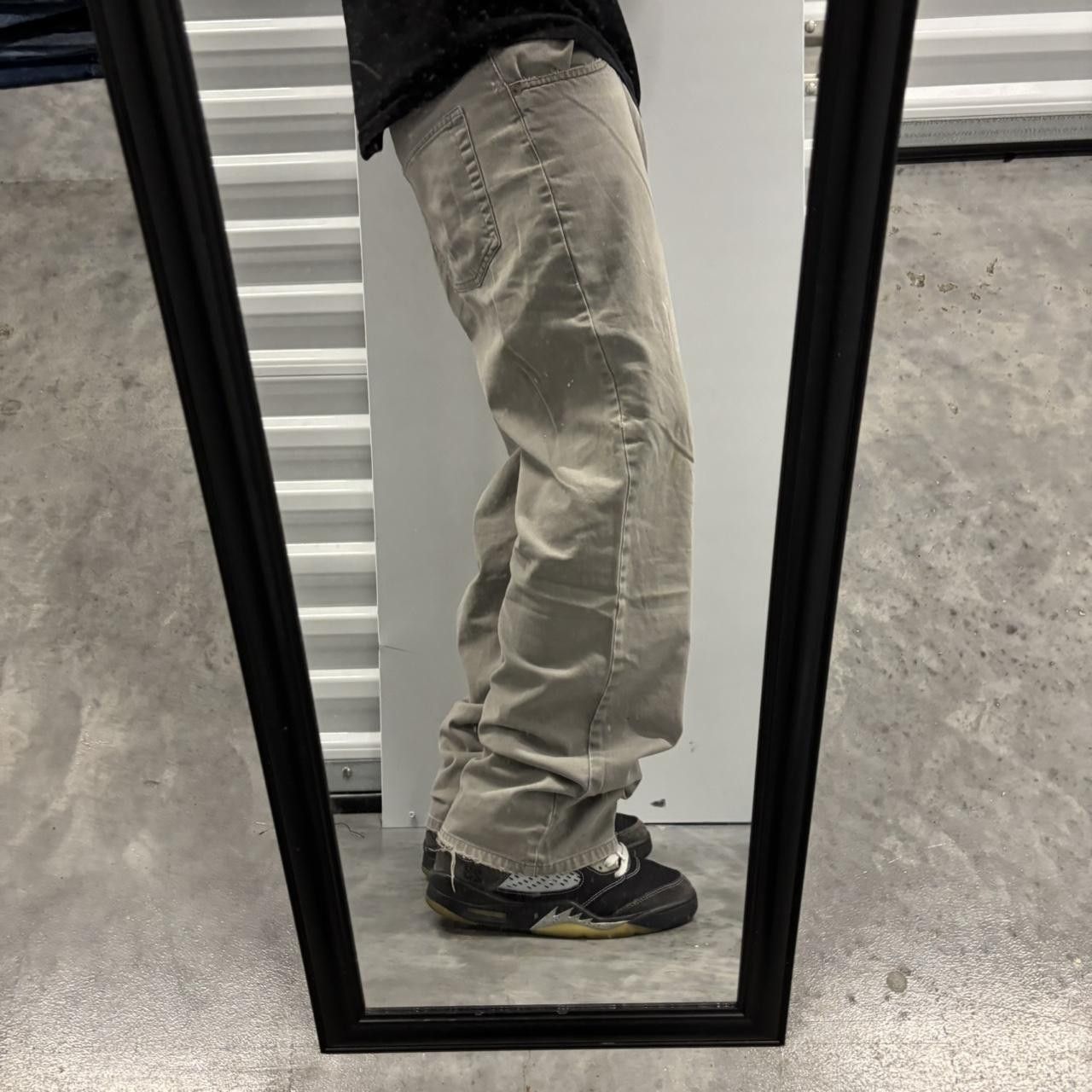 Carhartt × Vintage Crazy Vintage Y2K/2000s Faded Khaki Grey Distressed Streetwear Workwear Pants! Size US 32 / EU 48 - 2 Thumbnail