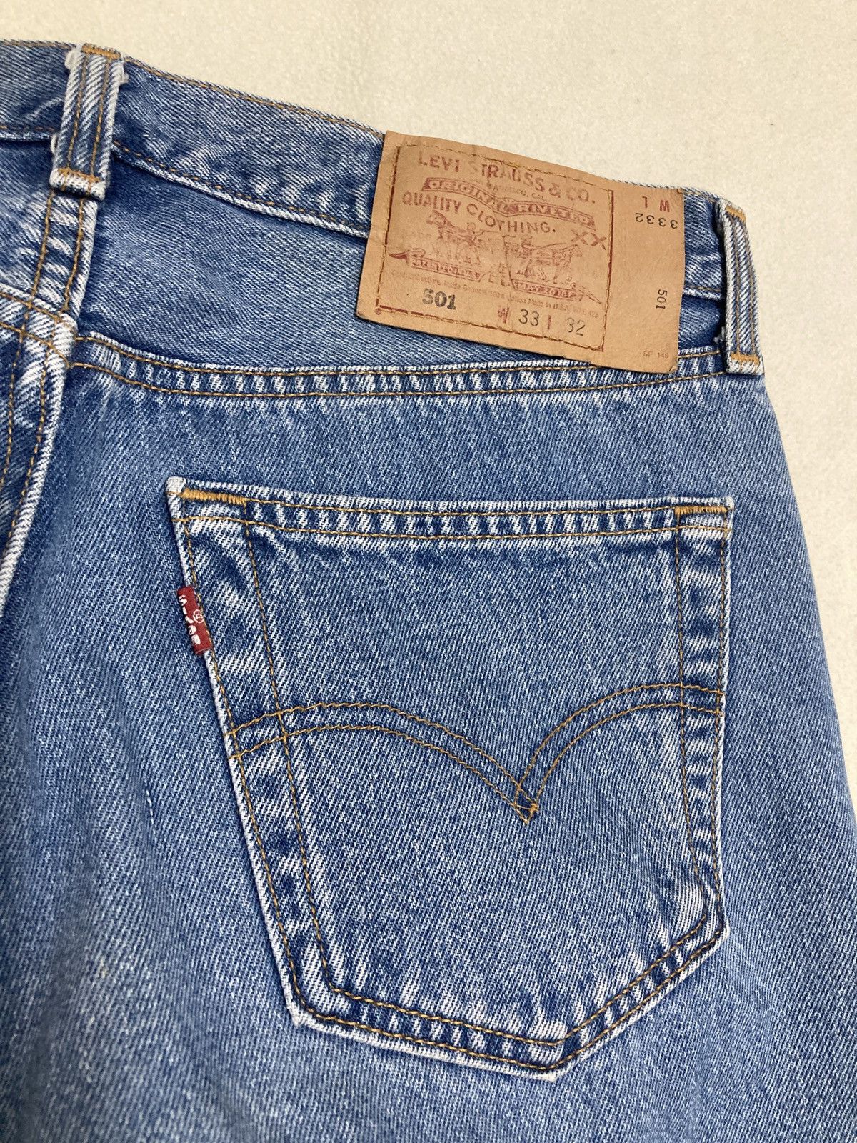 Levi's Vintage 90’s Levis 501 jeans Made in USA for Men Size US 33 - 11 Thumbnail
