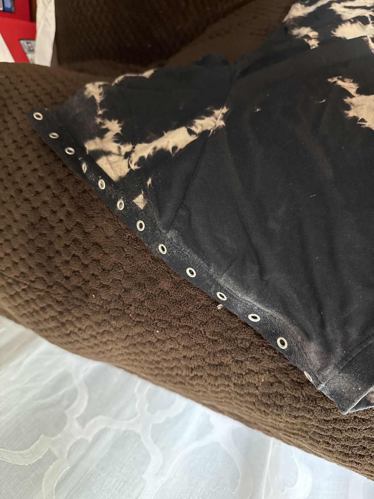 Vintage Vintage, New Old Stock, s/s tie-dye tee w/ rivets & tears! Size M / US 6-8 / IT 42-44 - 5 Thumbnail