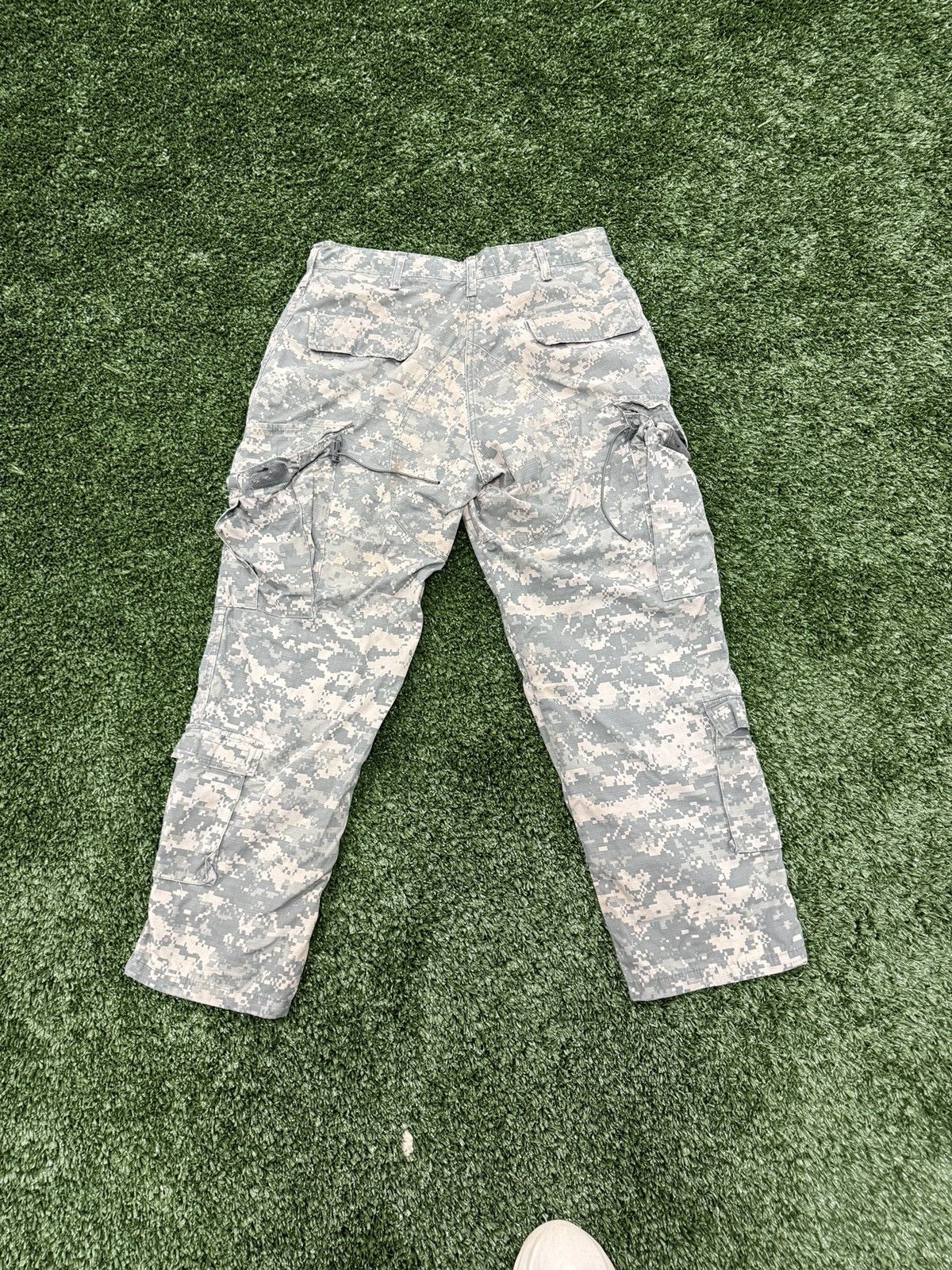 Other Digital Camo Cargo Pant Size US 32 / EU 48 - 2 Thumbnail