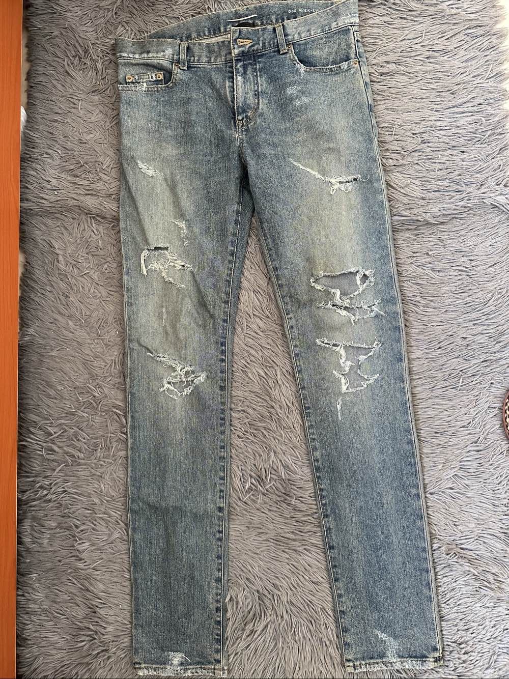 Saint Laurent Paris Saint Laurent Distressed Denim Jeans Size 31 Size US 31 - 1 Thumbnail