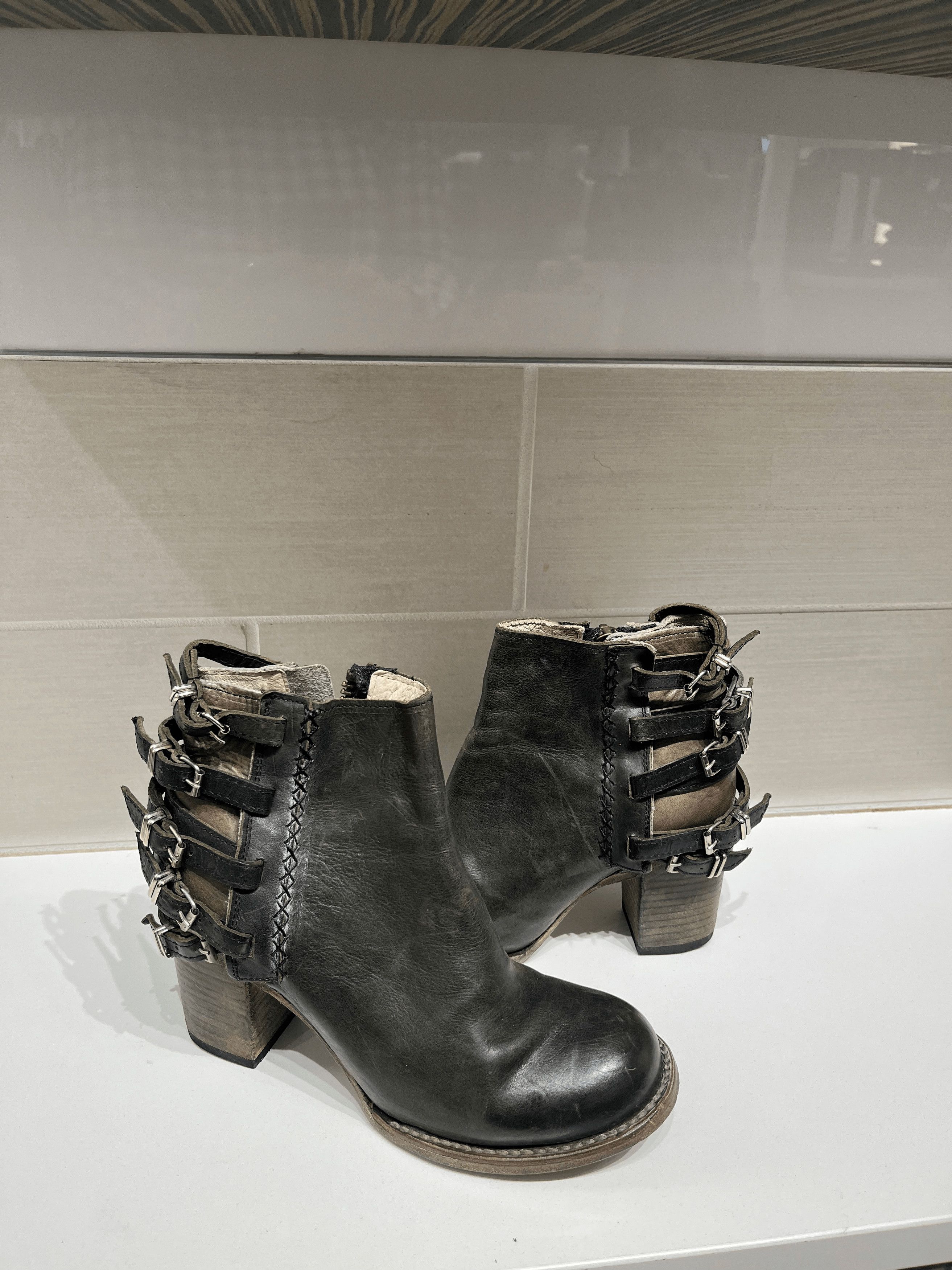 Steve Madden Freebird by Steve Madden Hermosa Ankle Boots Size US 8 / IT 38 - 1 Thumbnail