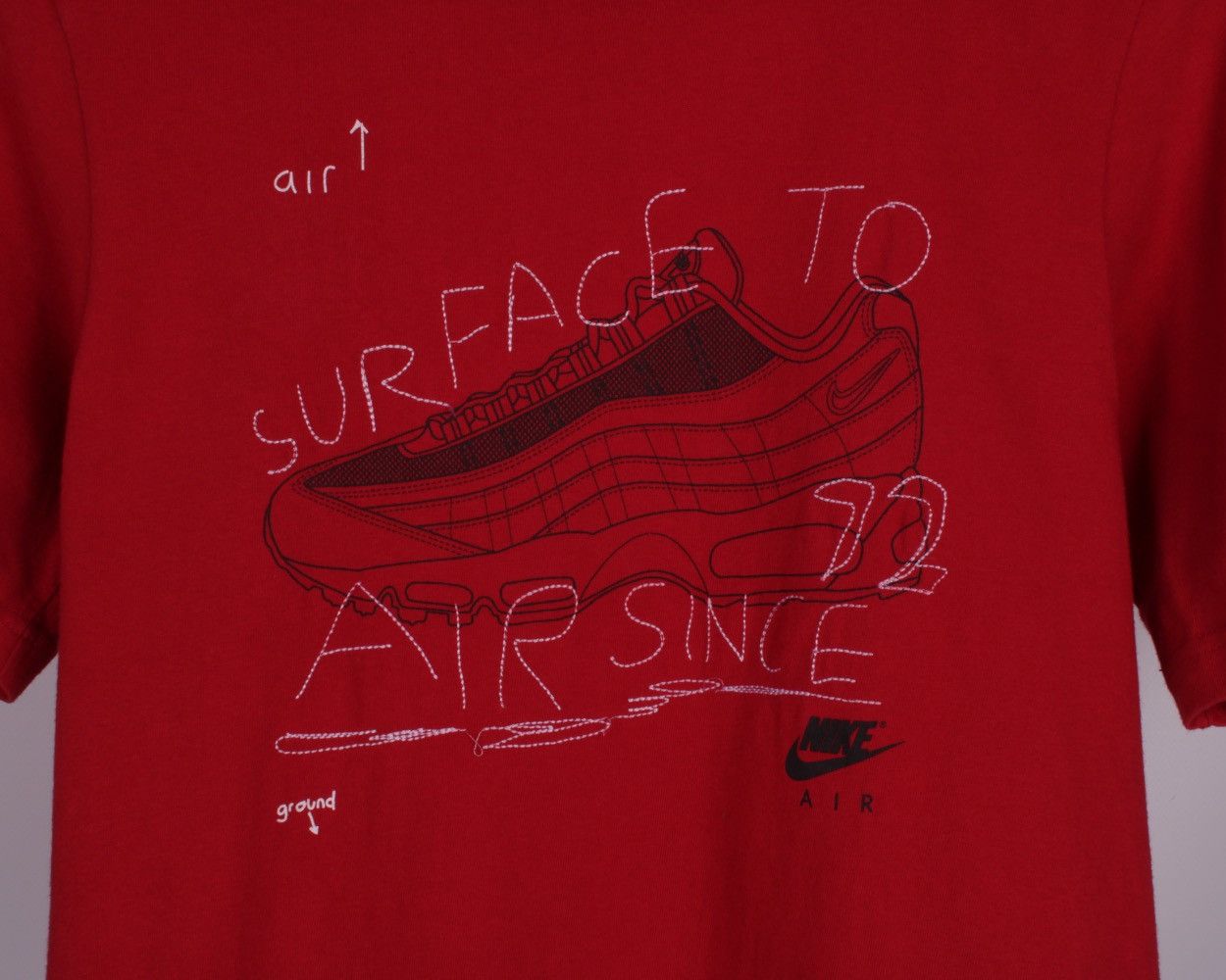 Nike × Vintage Vintage NIKE Air Max 95 Surface to Air Red T-Shirt Size US S / EU 44-46 / 1 - 5 Thumbnail