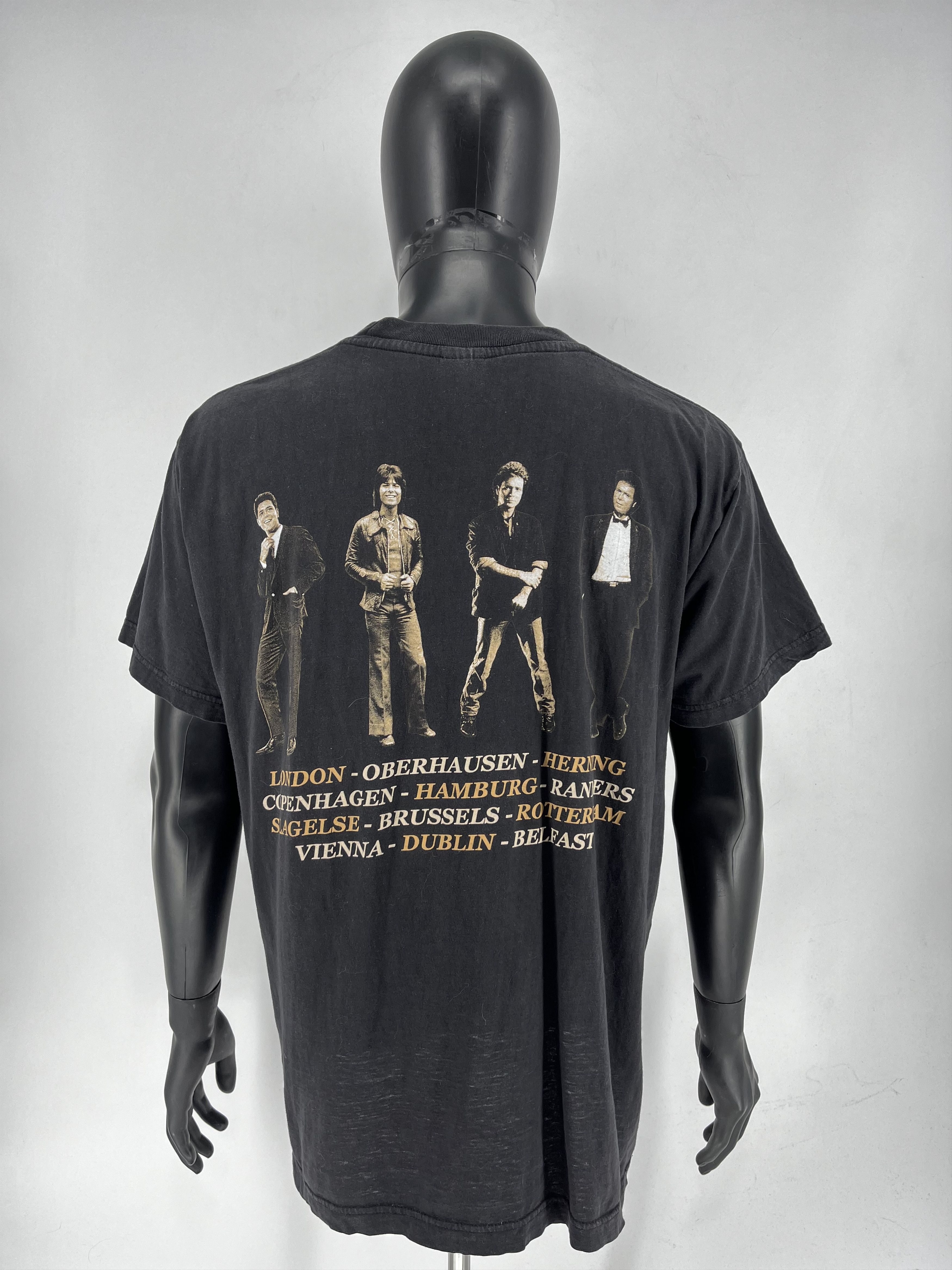 Band Tees × Vintage Vintage Cliff Richard T Shirt Australia NZ Anniversary 1998 Size US L / EU 52-54 / 3 - 9 Thumbnail