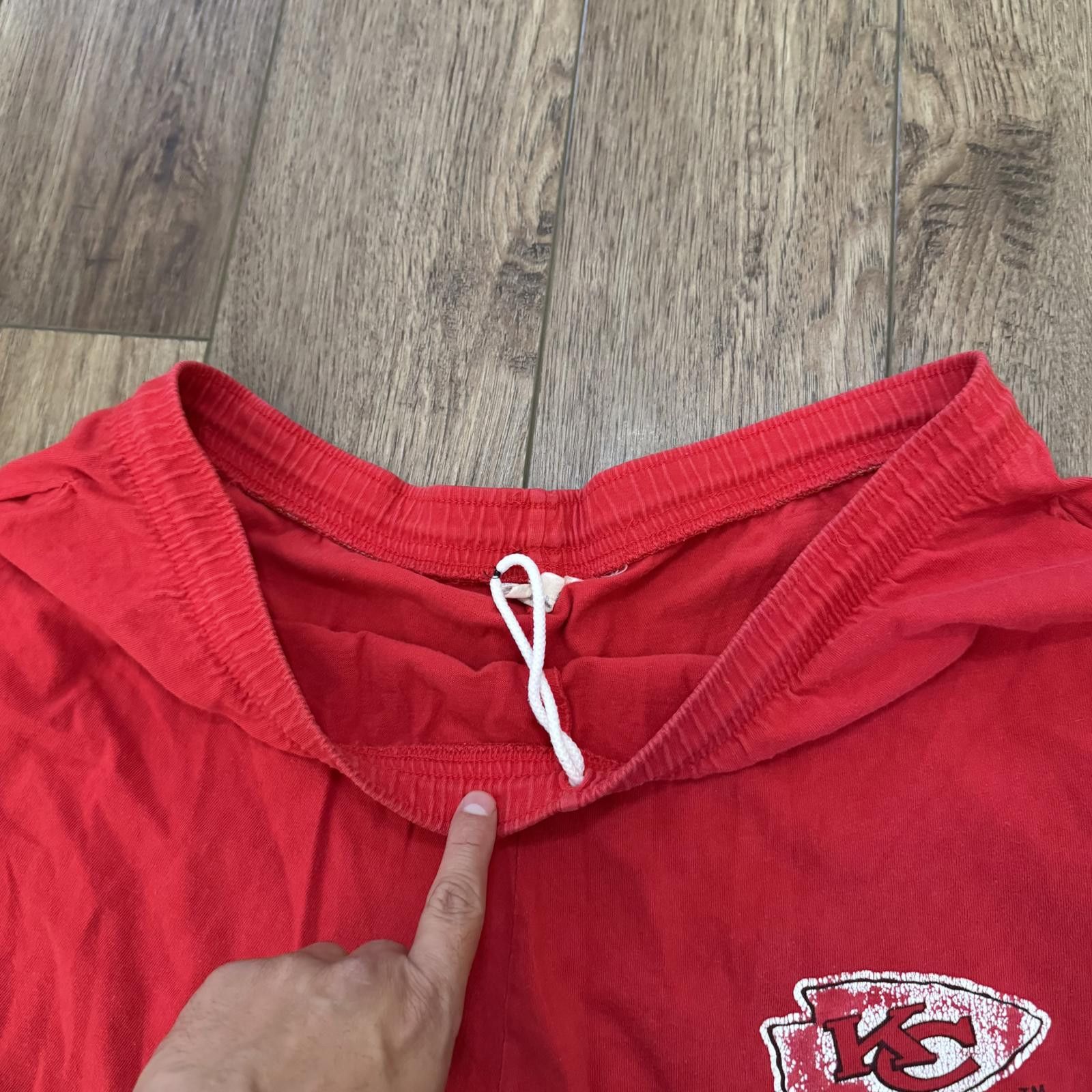Other Vintage 90s Kansas City Chiefs Red Shorts Size US 32 / EU 48 - 3 Thumbnail