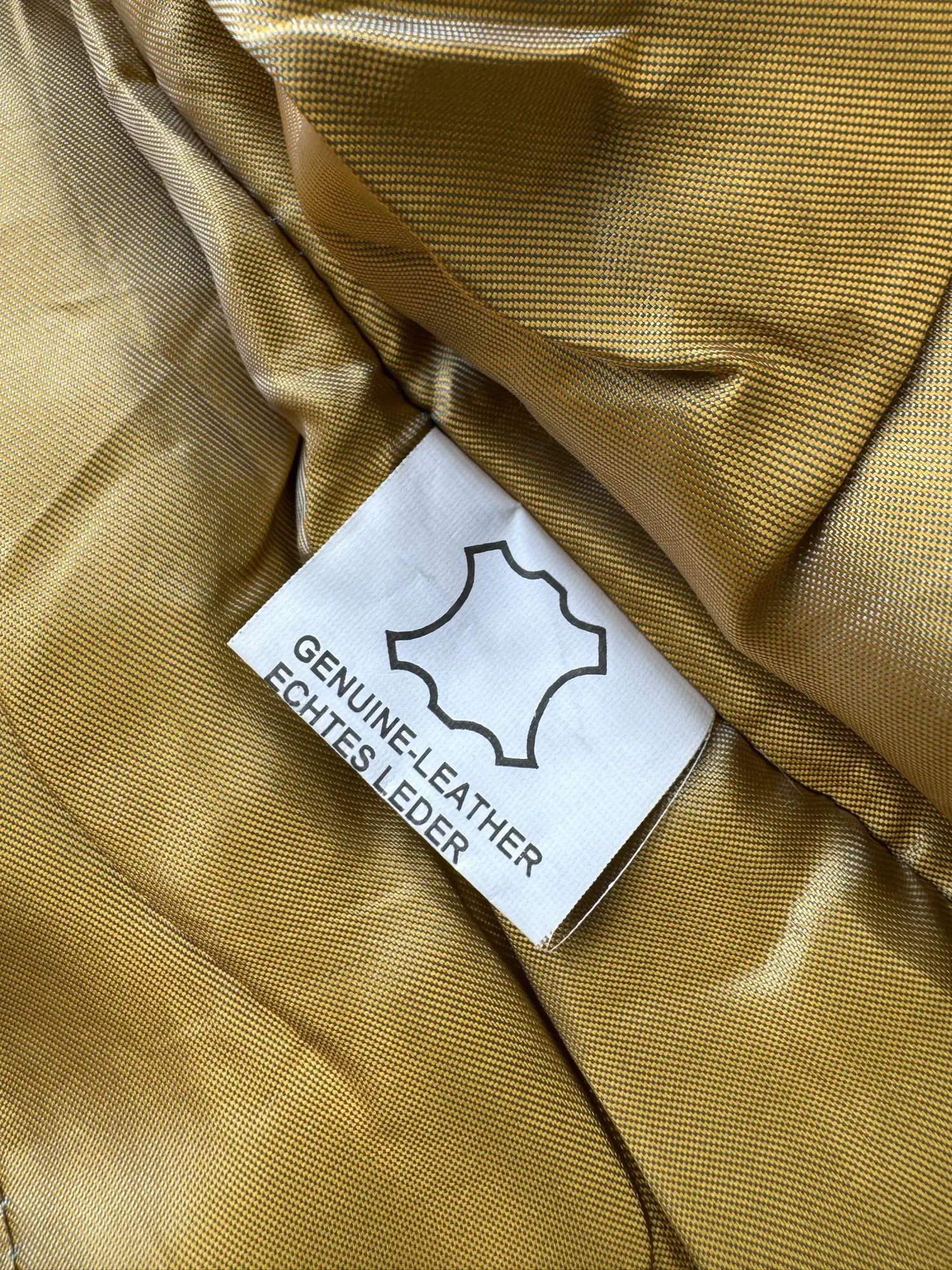 Japanese Brand Leather Jacket With Hood and Fur Details From The 90s Size M / US 6-8 / IT 42-44 - 6 Thumbnail