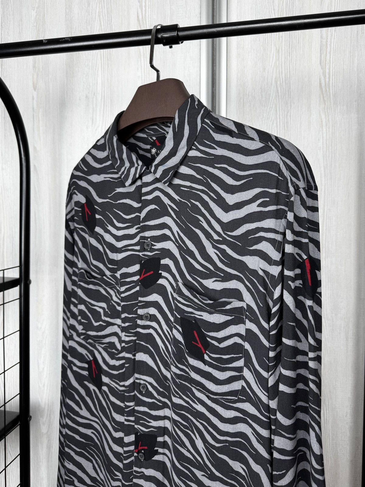 Allsaints AllSaints Lazaro LS Hawaiian shirt grey/jet black size XL Size US XL / EU 56 / 4 - 4 Thumbnail