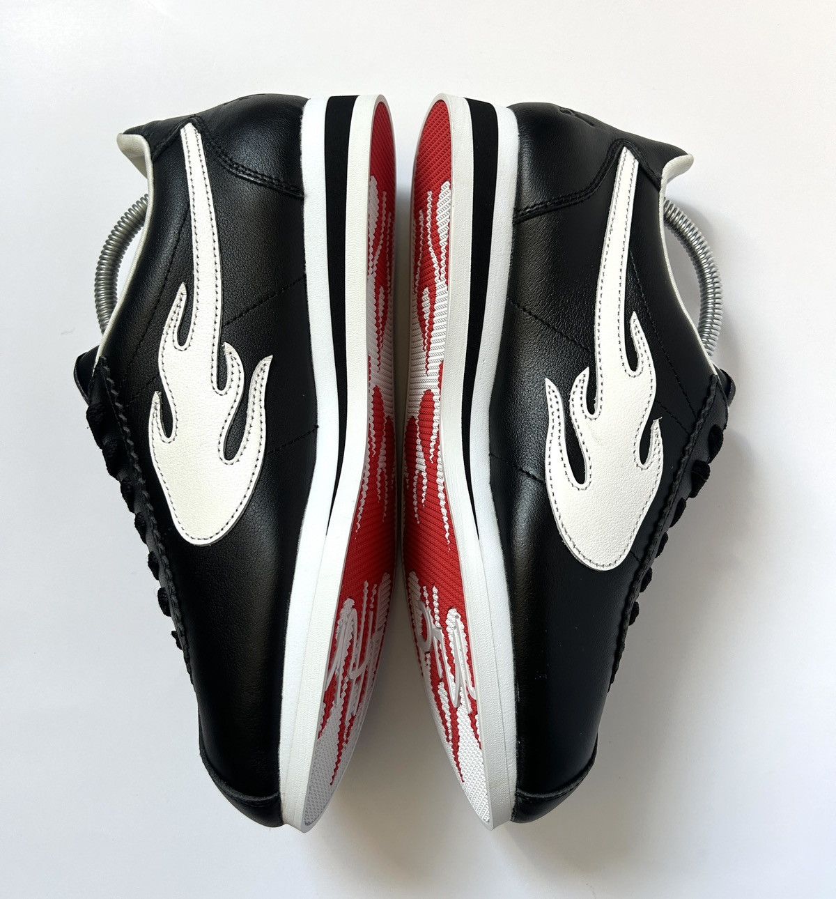 4HUNNID YG 4Hunnid The Flame Block Runner Black/White Shoes Size: 9 Size US 9 / EU 42 - 3 Thumbnail