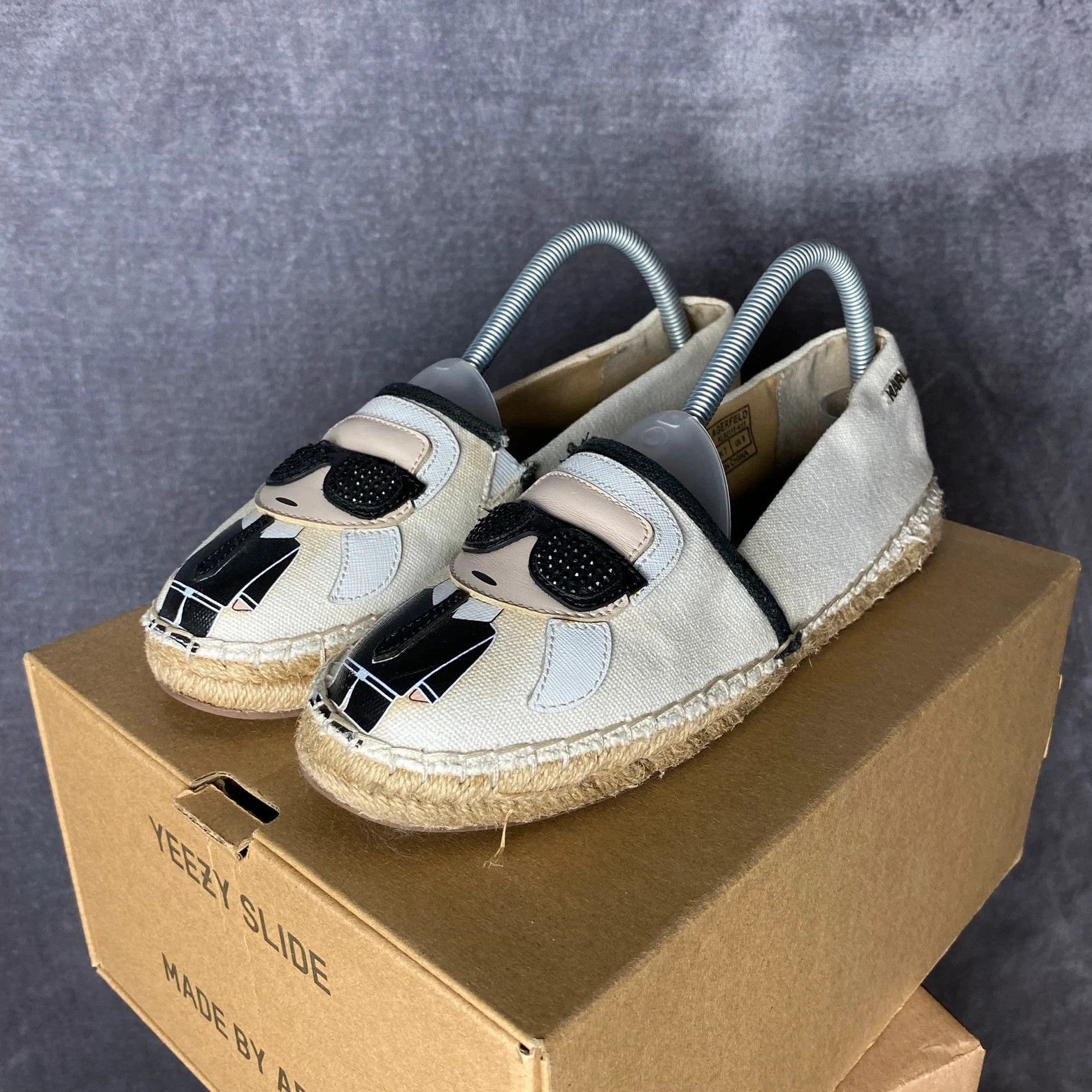 Designer × Karl Lagerfeld Karl Lagerfeld Kamini Karl Ikonic slip on cream espadriles Size US 10 / IT 40 - 2 Thumbnail