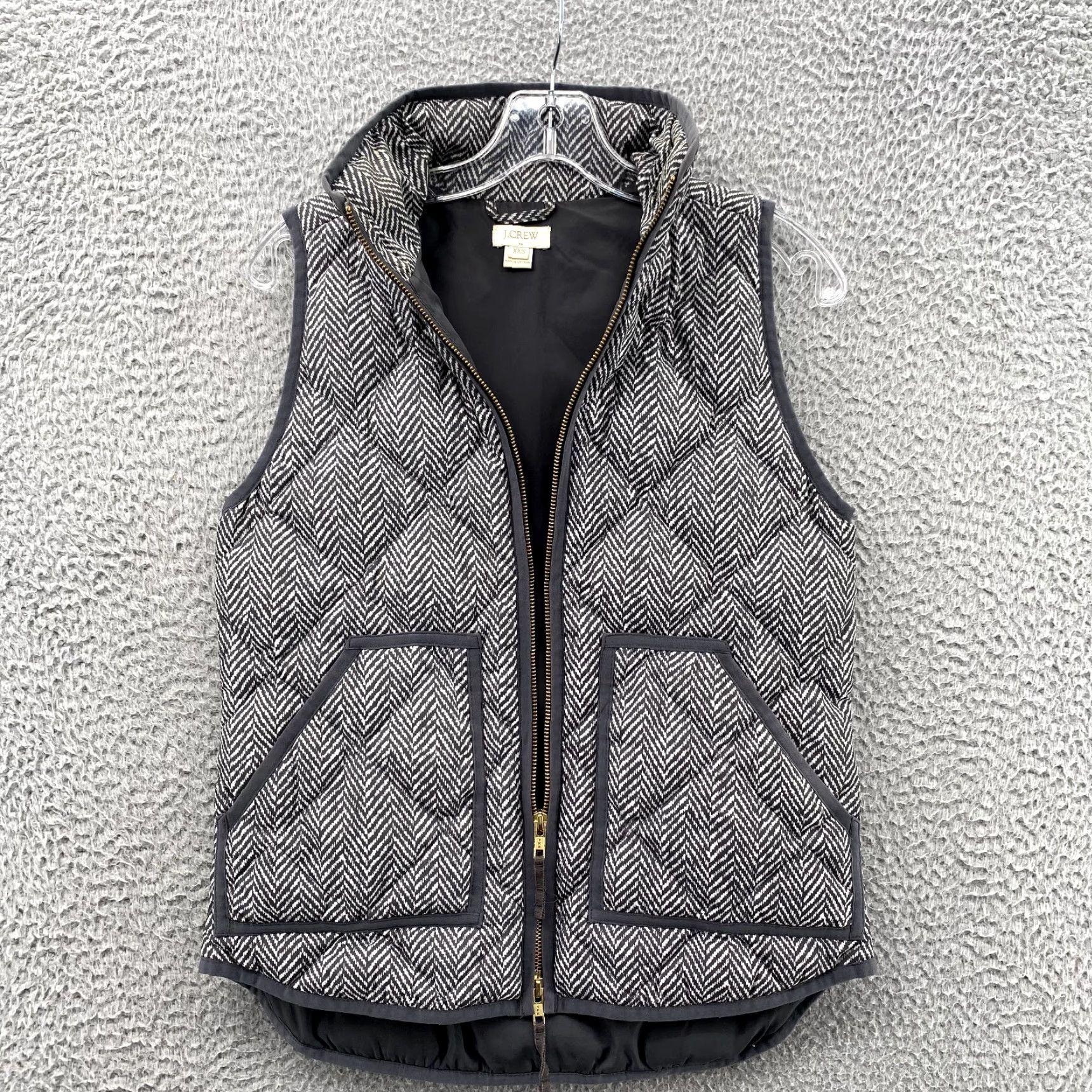 J.Crew J.Crew Vest Women XXS Gray White Chevron Quilted Goose Down Puffer Jacket Casual Size XXS / US 00 / IT 34 - 3 Thumbnail