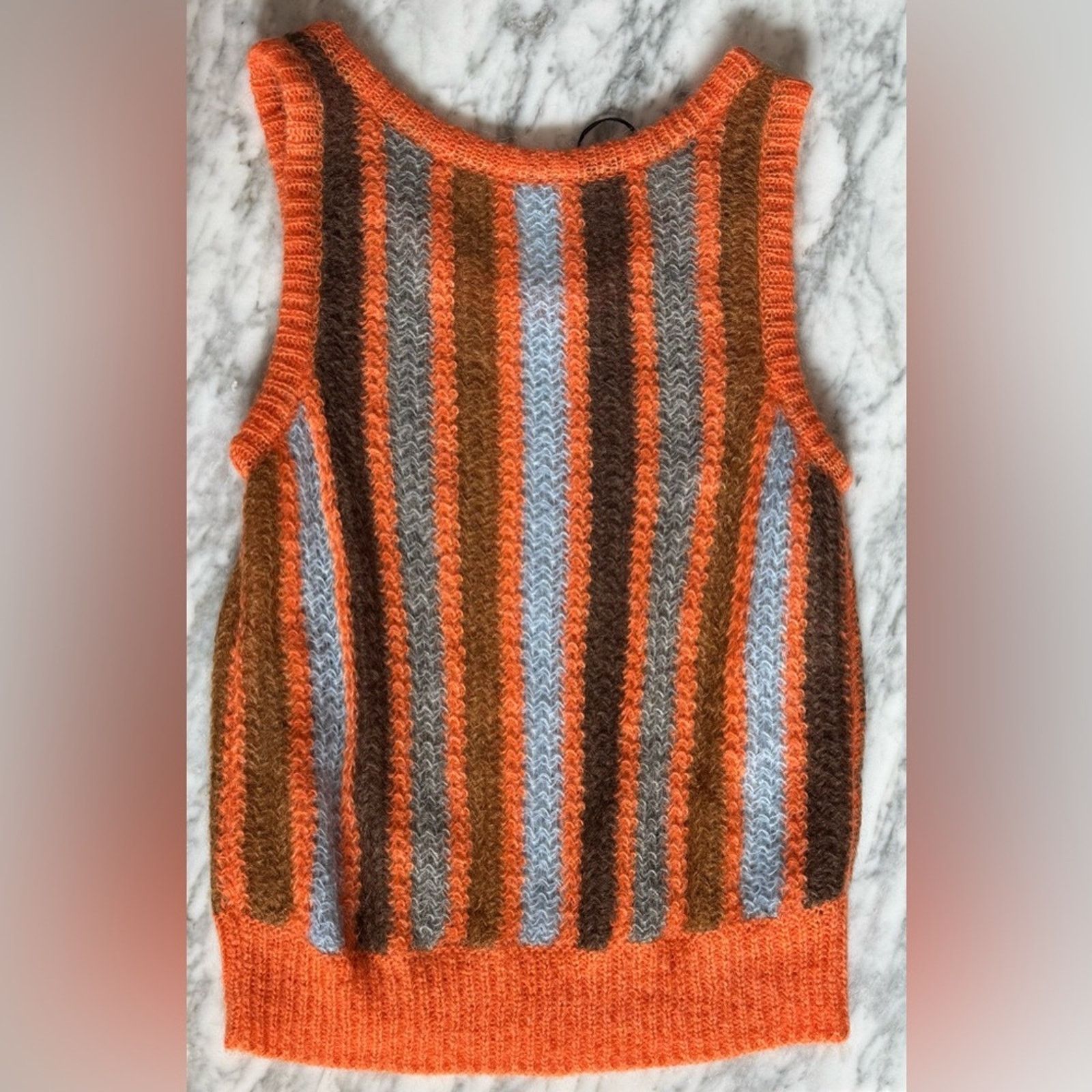 Miu Miu Miu Miu NWT 2019 Mohair Sweater Vest Striped Knit Size M / US 6-8 / IT 42-44 - 5 Thumbnail