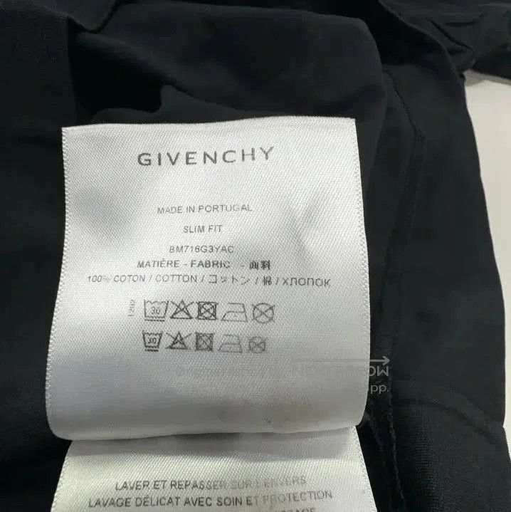 Givenchy Givenchy Archetype FW22 Logo Print Short-Sleeve T-Shirt. Size US XXL / EU 58 / 5 - 6 Thumbnail