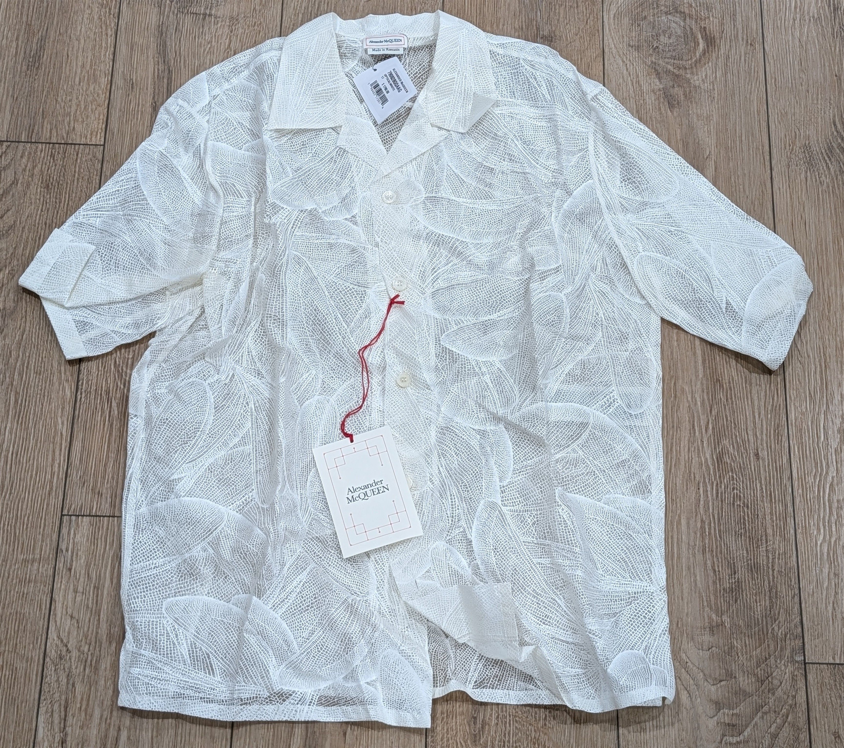 Alexander McQueen Alexander McQueen Silk Tropical Button Up Shirt White 17 Size US XL / EU 56 / 4 - 1 Thumbnail