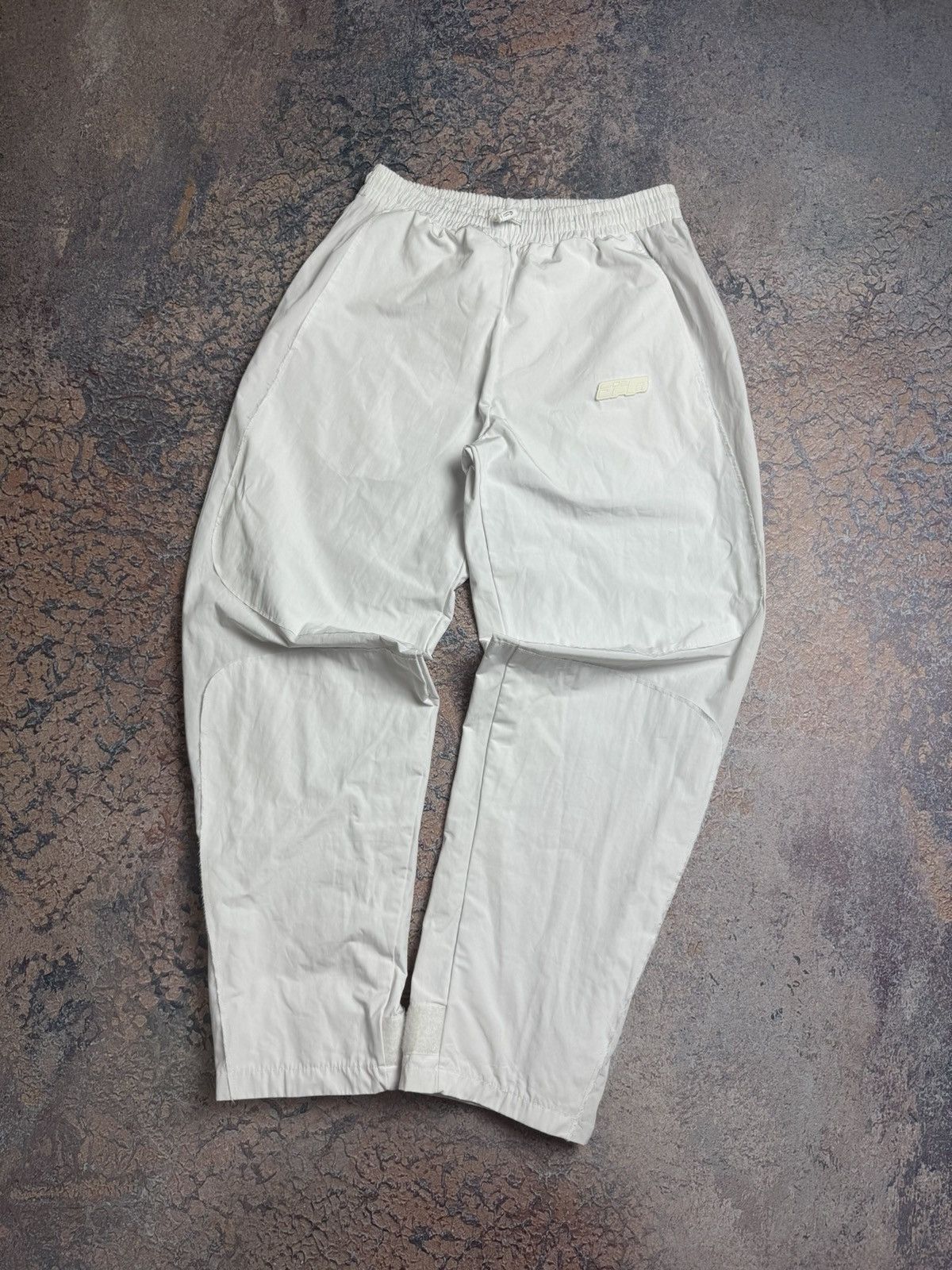 Other 6pm trackpants white size L Size US 30 / EU 46 - 1 Thumbnail