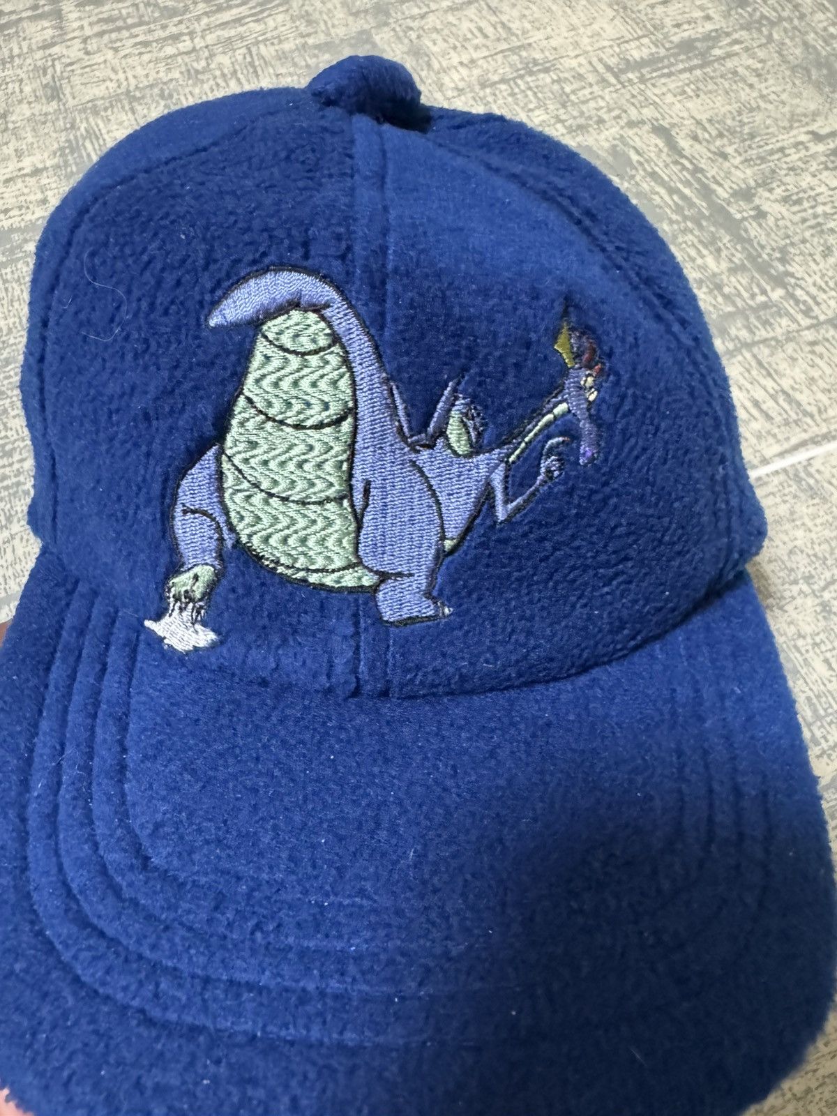Cartoon Network × Vintage × Warner Bros Cap Excalibur Warner Bros. Size 38 - 2 Thumbnail