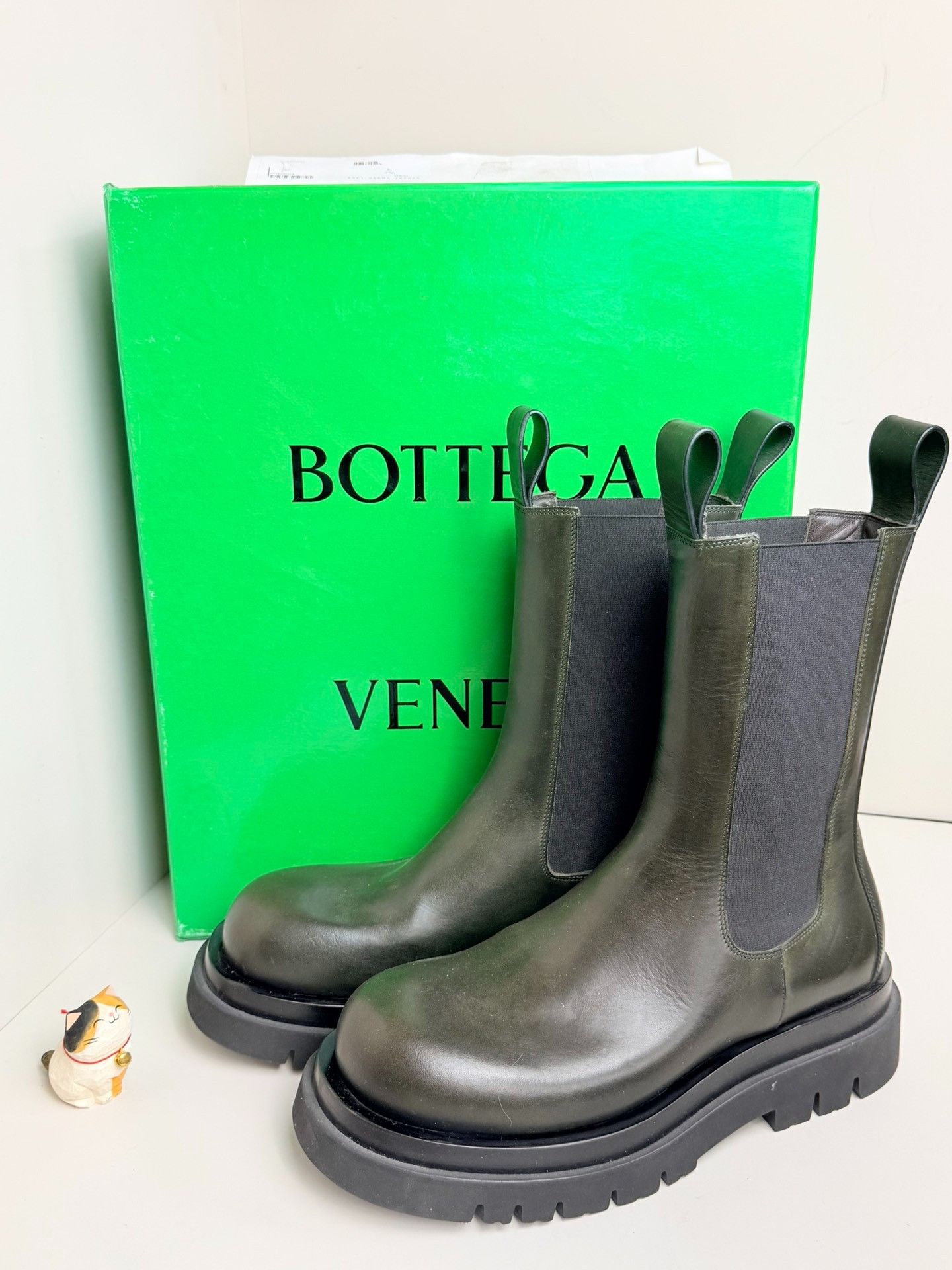 Bottega Veneta Bottega Veneta Green Hitop Sneakers 8 Men Size US 8 / EU 41 - 1 Thumbnail
