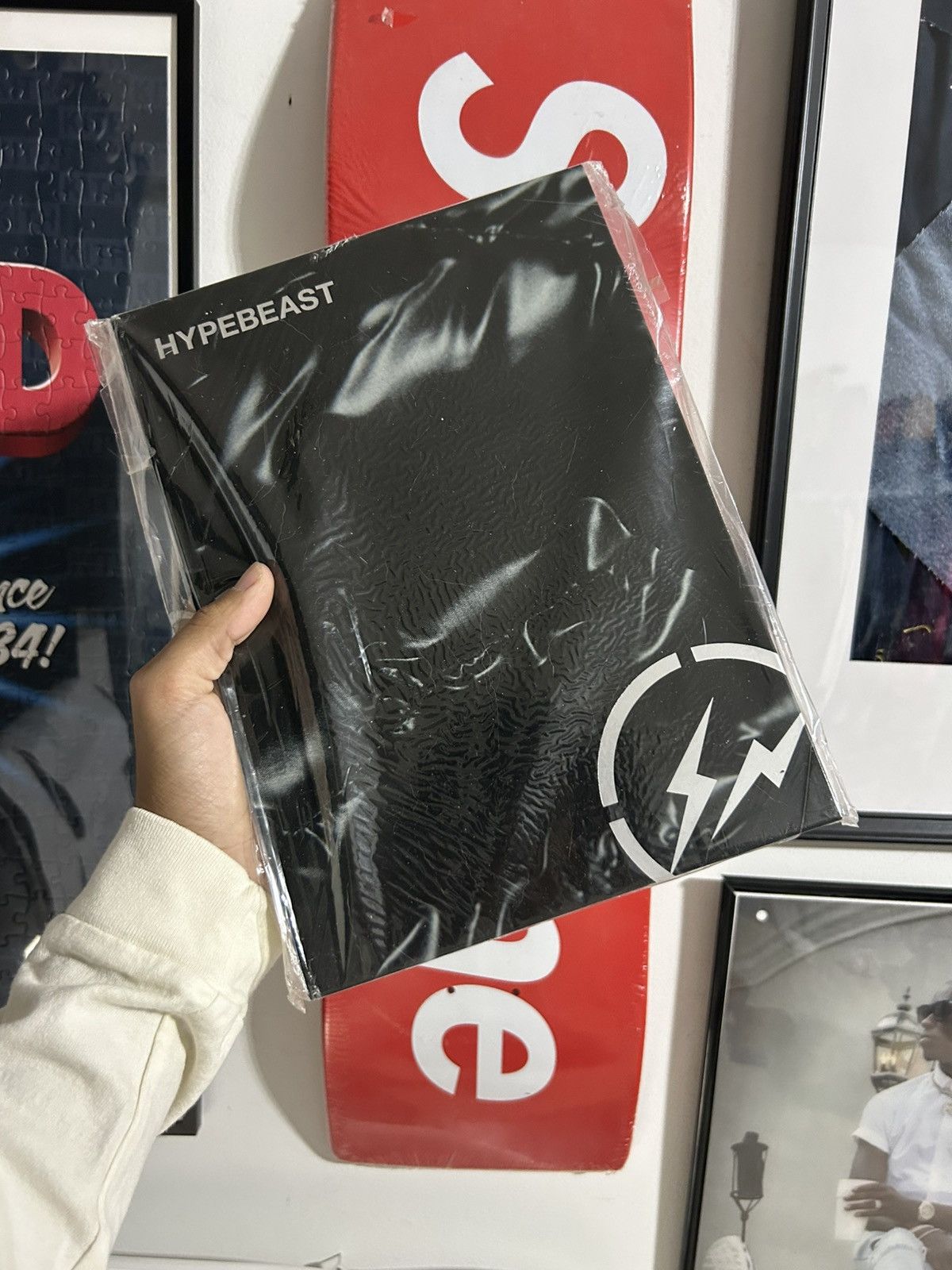 Hypebeast Hypebeast x Undercover Issue 22 Magazine Size ONE SIZE - 1 Thumbnail