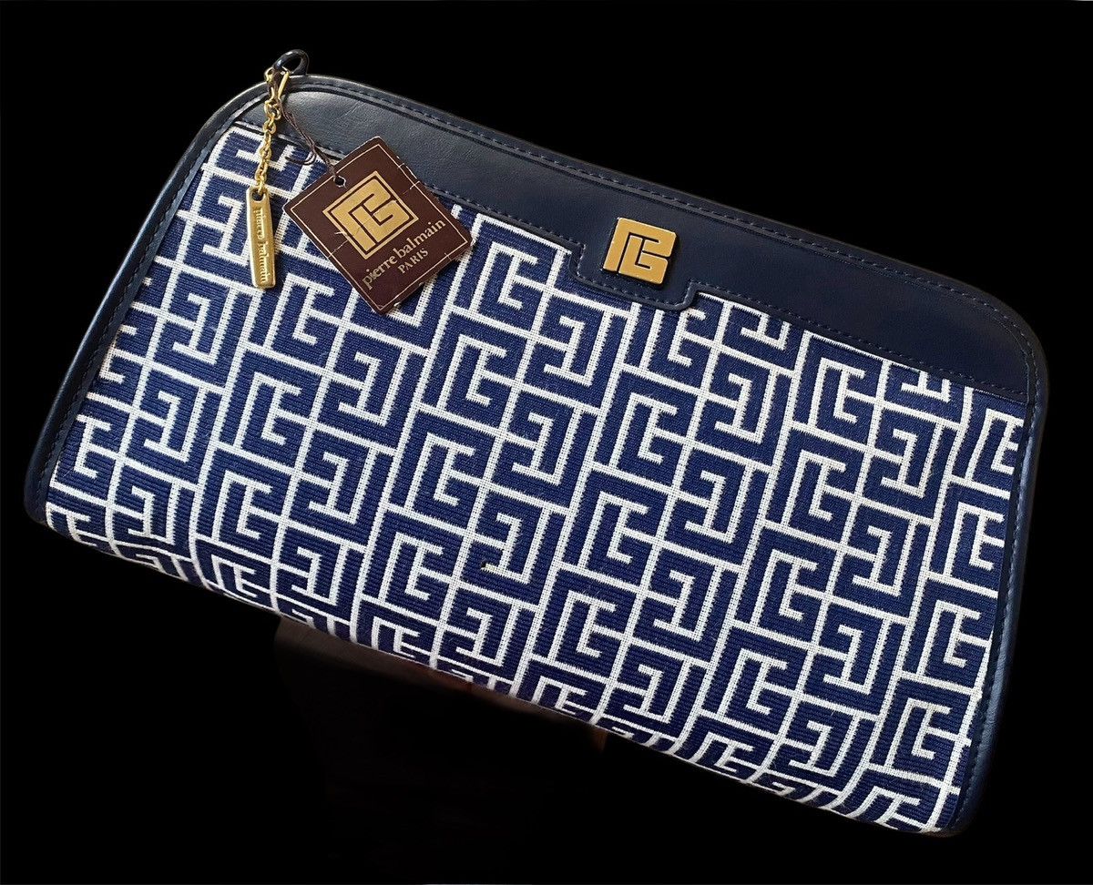 Pierre Balmain Vintage PIERRE BALMAIN monogram clutch bag Size ONE SIZE - 1 Thumbnail