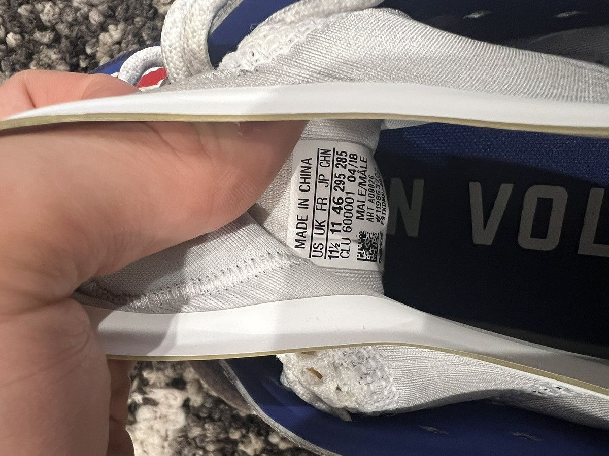 Adidas Harden vol.2 Size US 11.5 / EU 44-45 - 6 Thumbnail