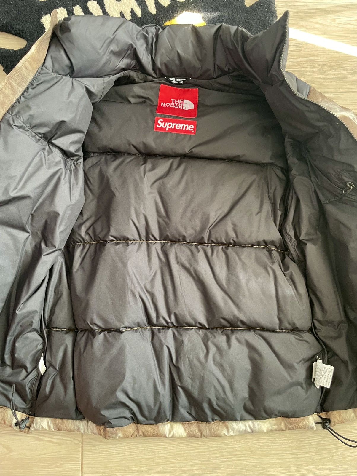 Supreme × The North Face supreme the north face nuptse Size US S / EU 44-46 / 1 - 10 Thumbnail