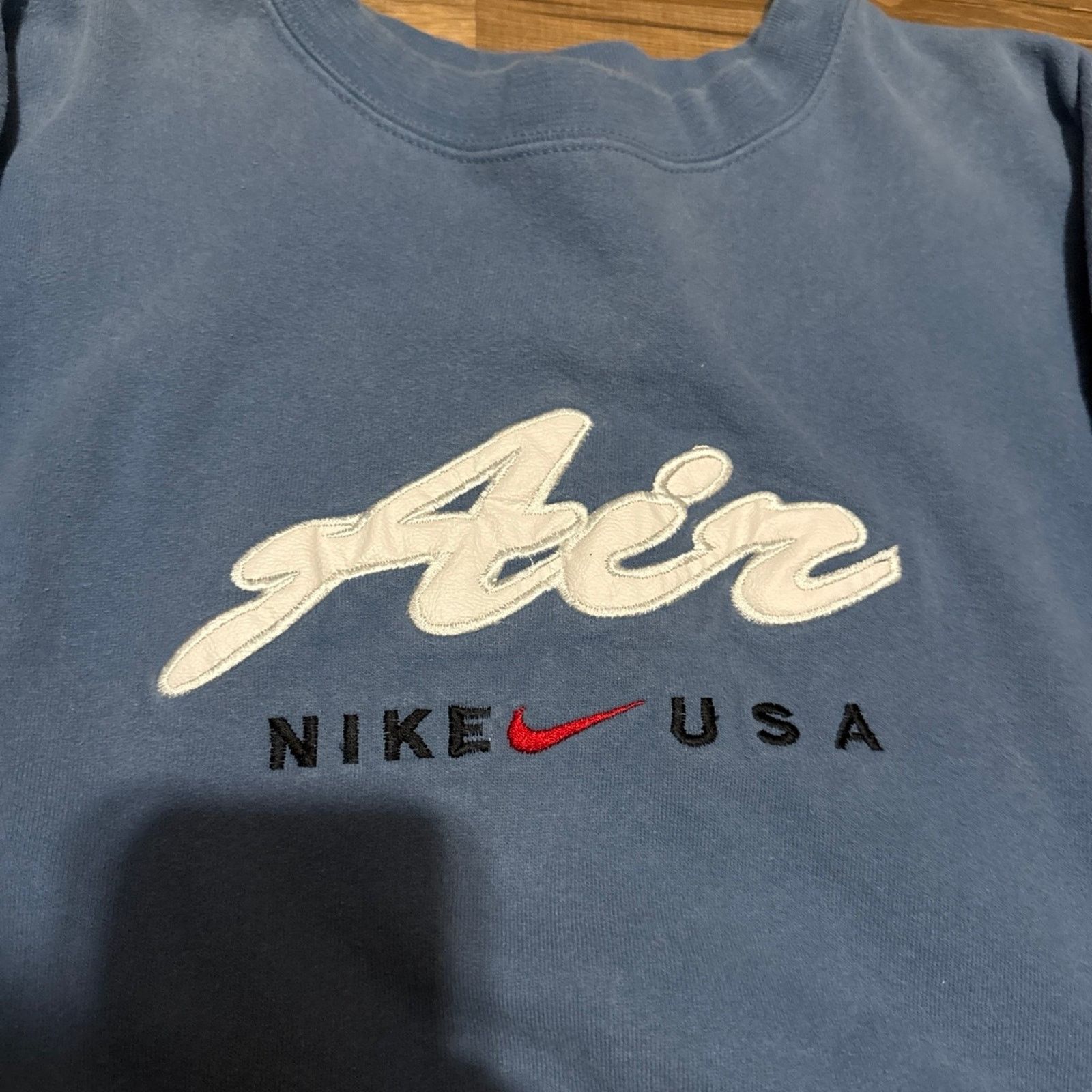 Nike 90s Nike Air USA Center Swoosh Crewneck Sweatshirt Size US XL / EU 56 / 4 - 4 Thumbnail