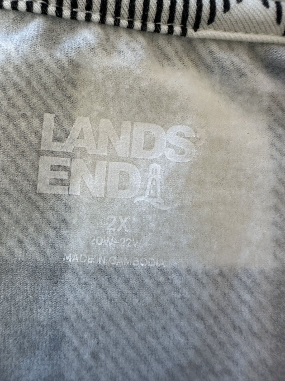 Lands' End Lands’ End women’s XXL black-and-white two-piece pajama set Size 42" / US 20 - 7 Thumbnail