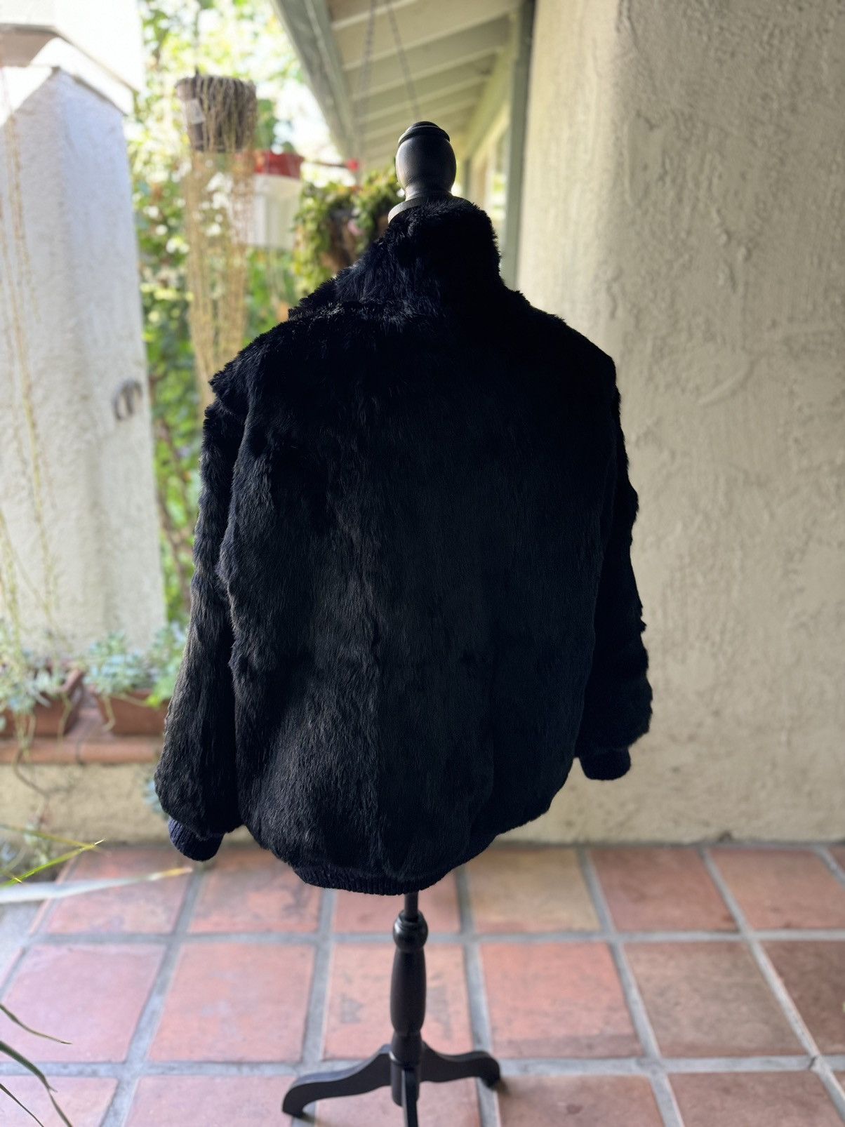 Niki 1990s Vintage Niki Black Dyed Rabbit Fur Jacket Size L / US 10 / IT 46 - 6 Thumbnail