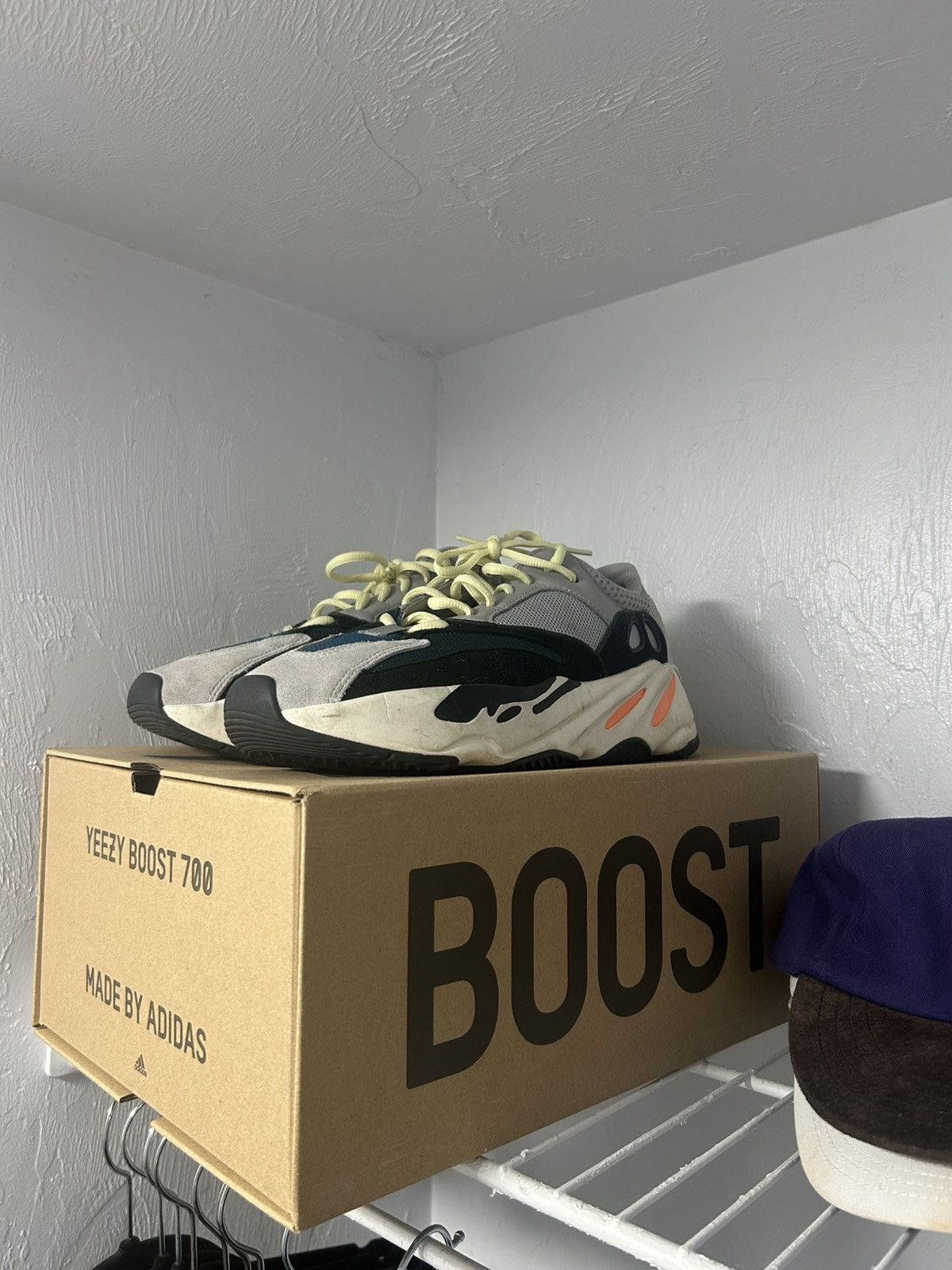 Grey Yeezy 700 Infant YEEZY BOOST 700 WAVE RUNNVER