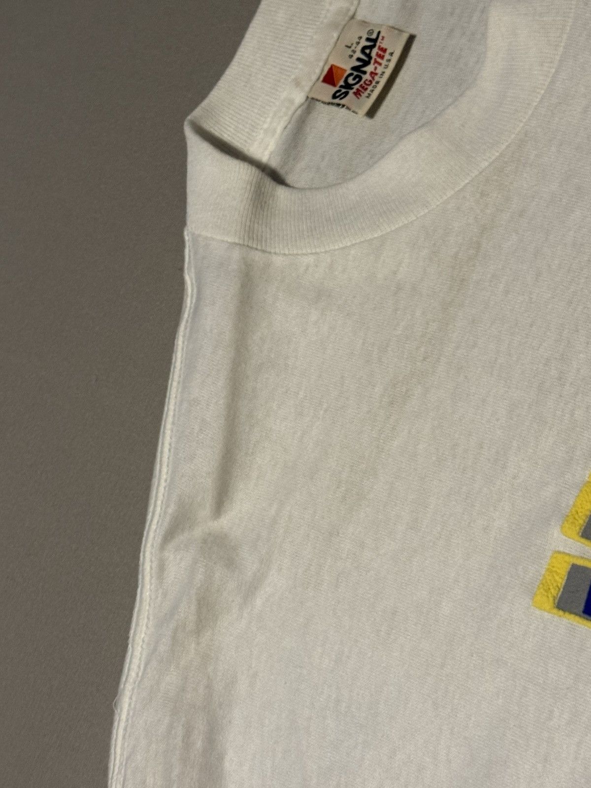Vintage Vintage Miami Indy Challenge 1988 Signal Mega-Tee T-Shirt Size US L / EU 52-54 / 3 - 10 Thumbnail