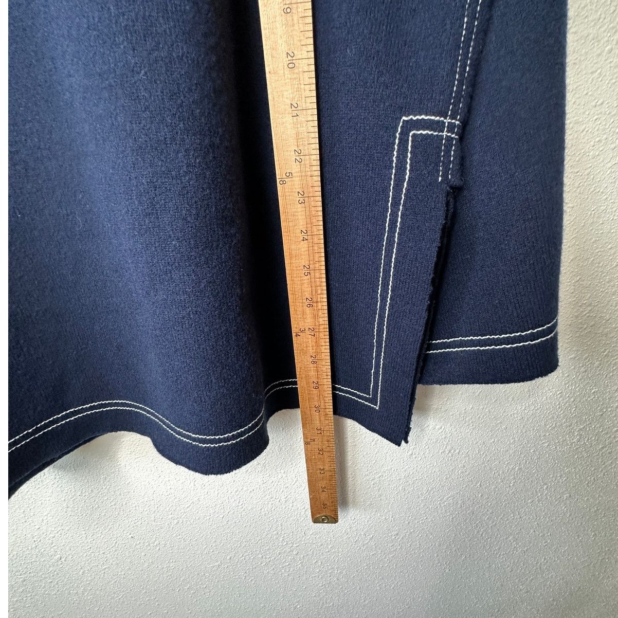 Elizabeth and James Elizabeth & James Navy White Stitch Long Sleeve Hood Sweater Size L / US 10 / IT 46 - 15 Thumbnail