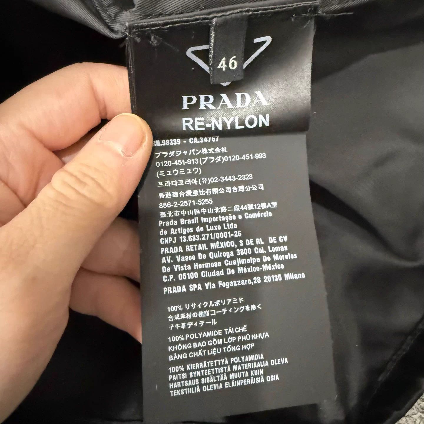Prada Prada recycled nylon black triangle logo jacket46 Size US S / EU 44-46 / 1 - 4 Thumbnail