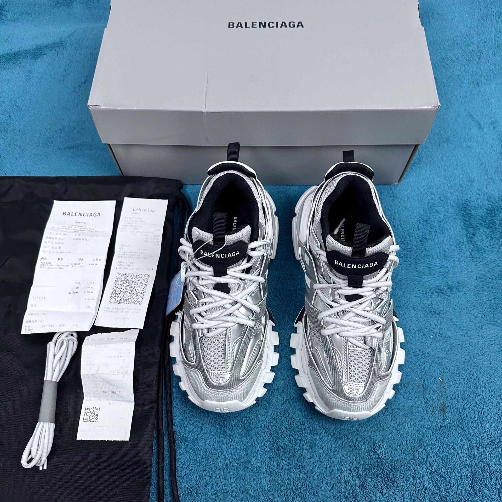 Balenciaga Balenciaga Track New Low Top Dadshoe Silver Wmns Size US 6 / IT 36 - 1 Thumbnail