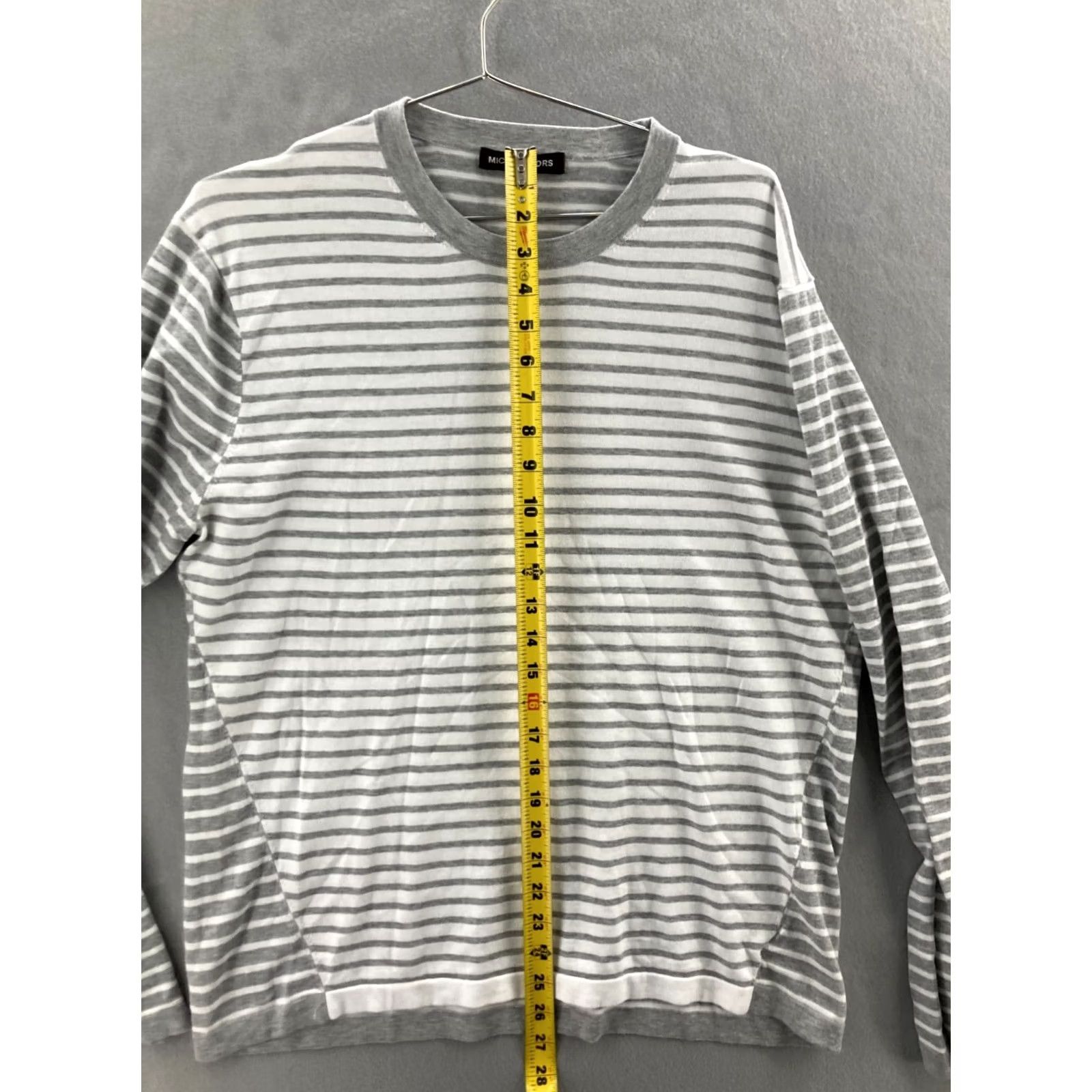 Michael Kors Michael Kors Sweater Mens XL Gray White Striped Crew Neck Pullover Casual Knit Tight-Knit Long Sleeve Regular Fit Size US XL / EU 56 / 4 - 4 Thumbnail