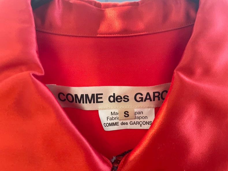 Comme des Garcons Comme Des Garcons Main Line Red Tear Shirt Size S / US 4 / IT 40 - 2 Thumbnail
