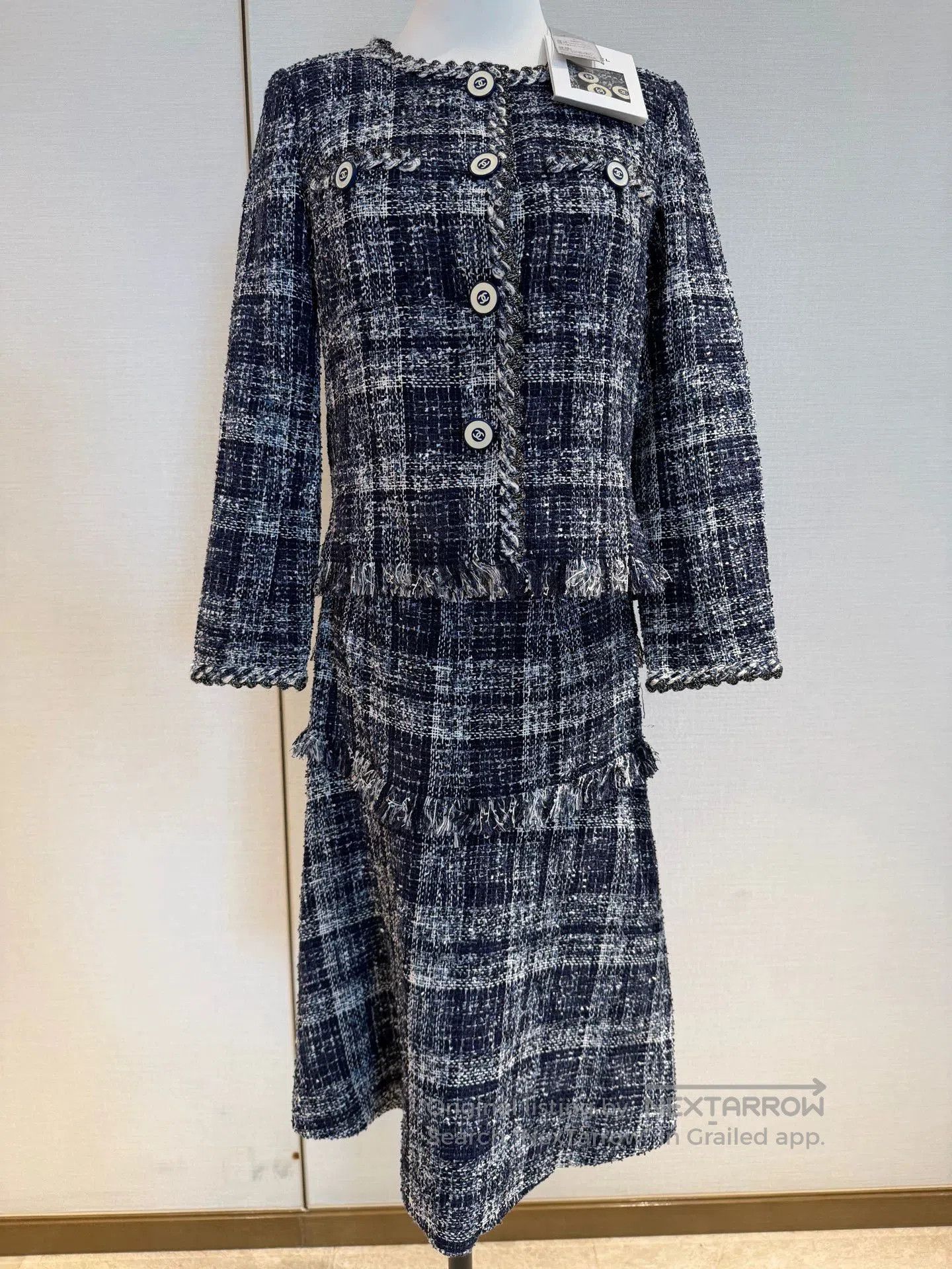 Chanel Chanel Tweed Knit Skirt Size 36. Size US 36 / EU 52 - 1 Thumbnail
