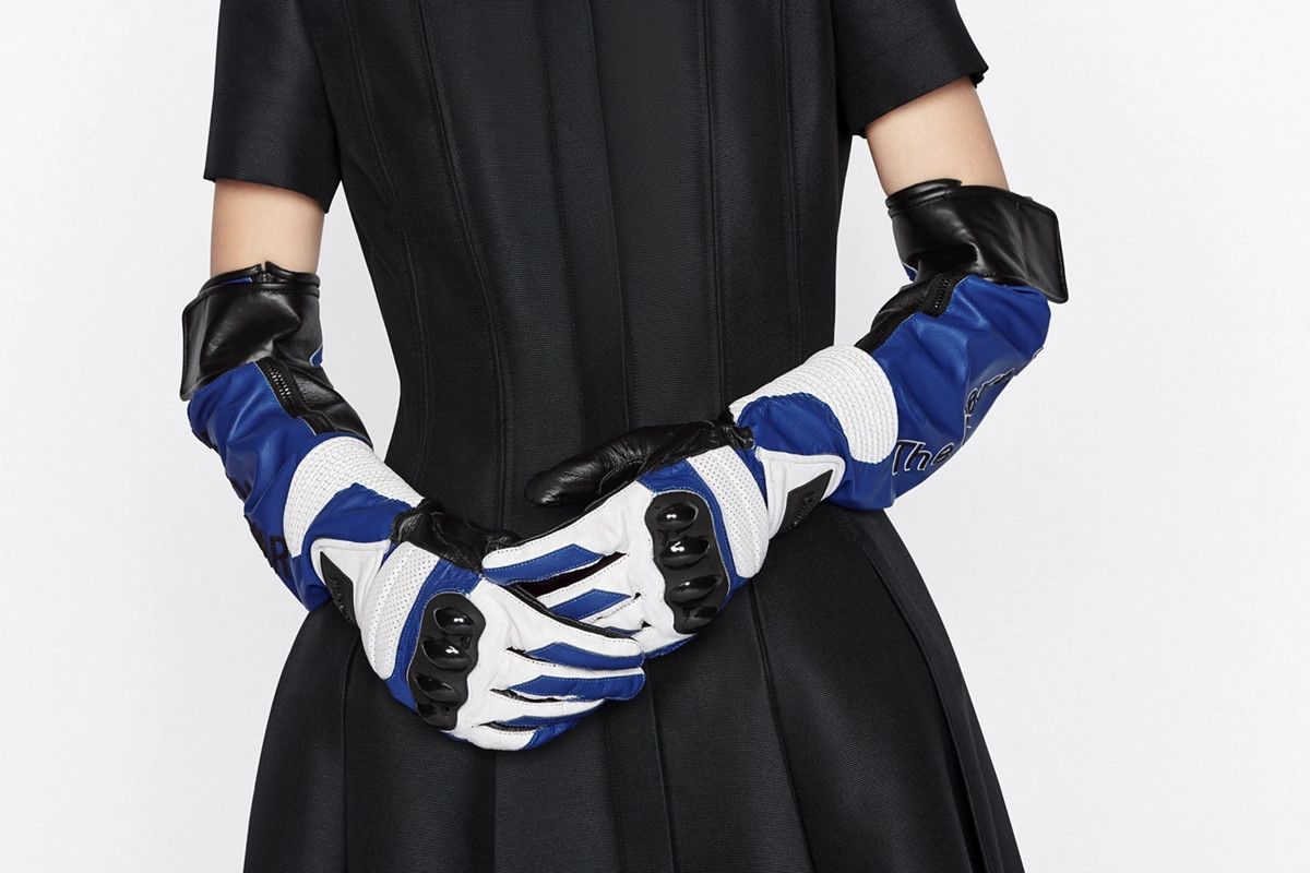 Dior o1bcso1str0624 Size: OS Gloves in Blue | Grailed