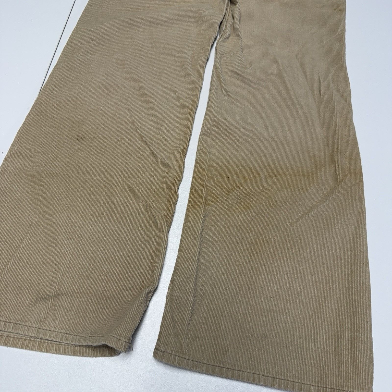 Levi's Vintage Levi's Corduroy Pants Mens 30x30 Tan Size US 30 / EU 46 - 12 Thumbnail