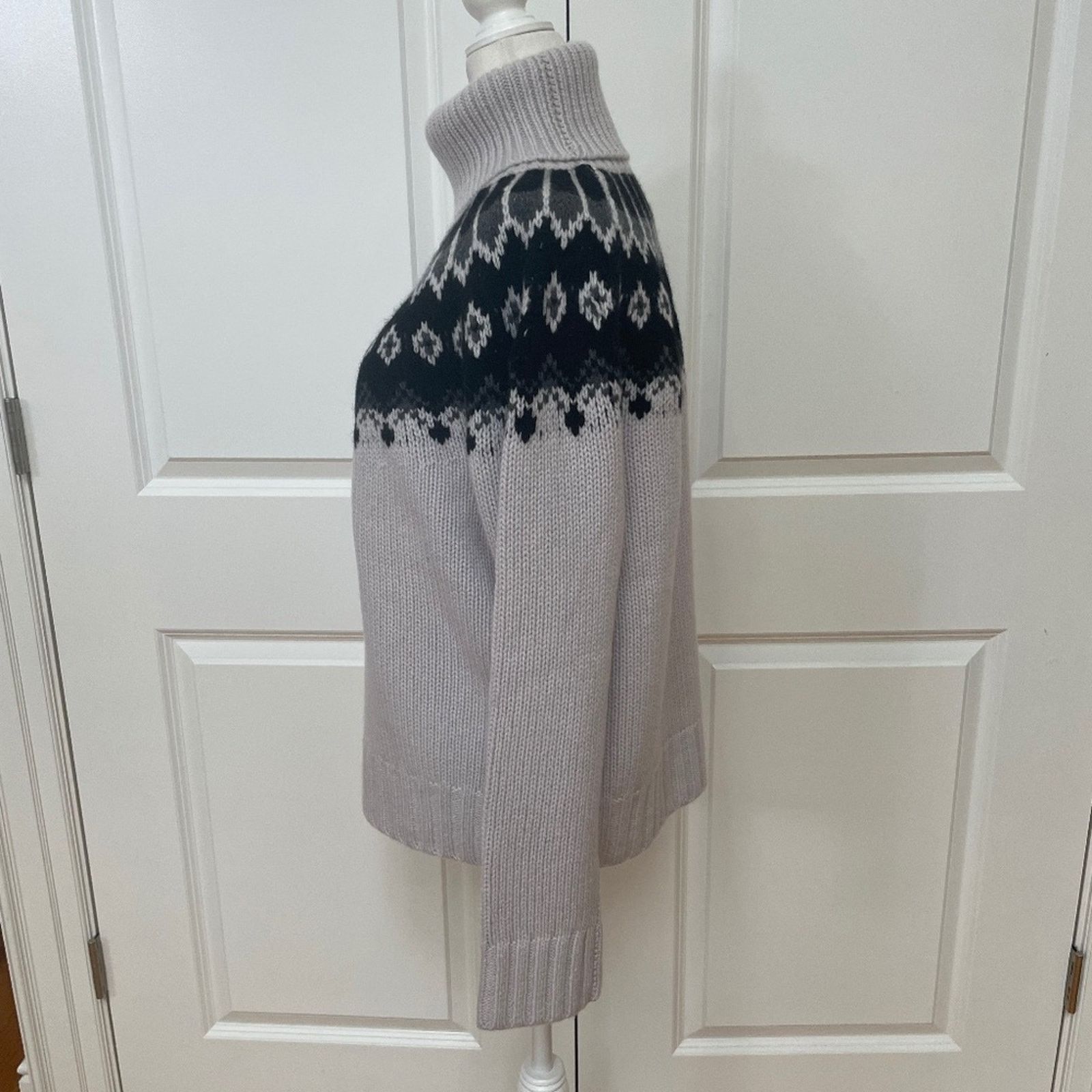 NakedCashmere JOLENE PATTERN TURTLENECK CASHMERE SWEATER NAKEDCASHMERE Size L / US 10 / IT 46 - 7 Thumbnail