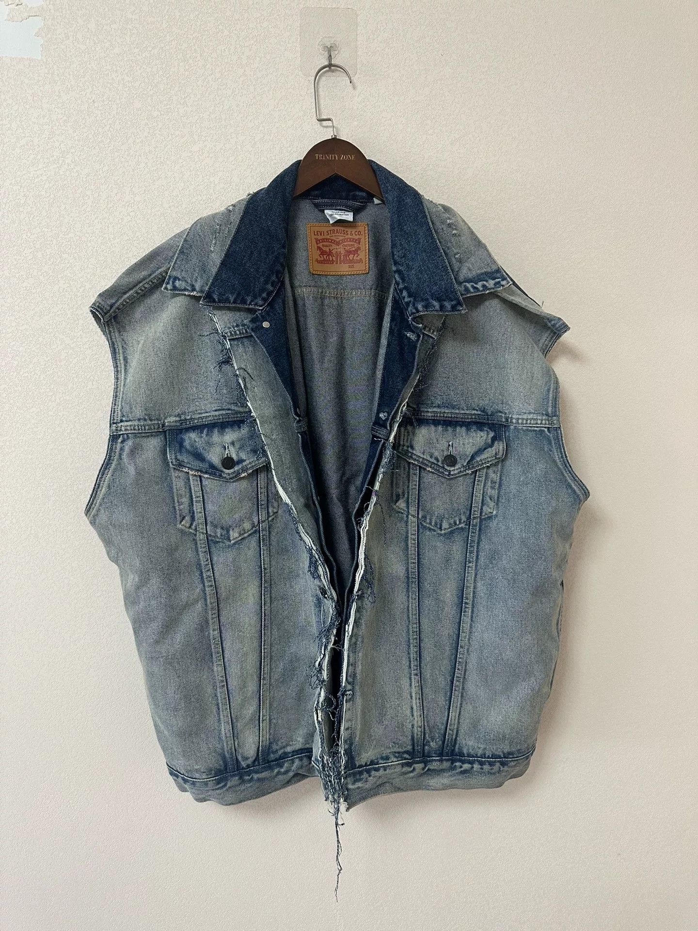 Vetements vetements x levis layered denim vest Size US L / EU 52-54 / 3 - 1 Thumbnail