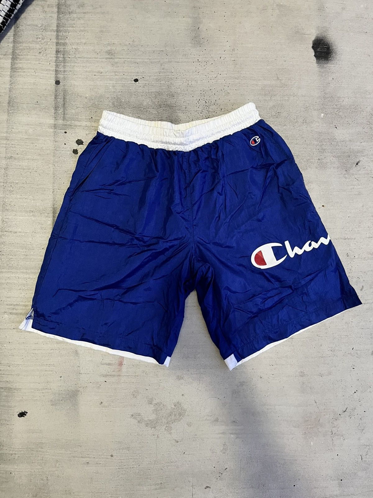 Champion Champion blue basketball shorts Size US 31 - 1 Thumbnail