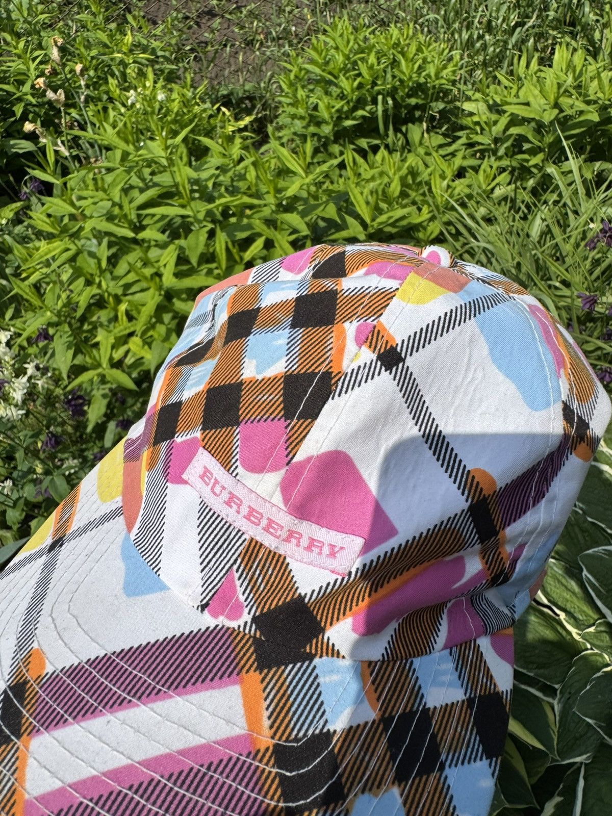 Burberry × Vintage Vintage Burberry Y2K camo Nova Check rare cap luxury Size ONE SIZE - 6 Thumbnail