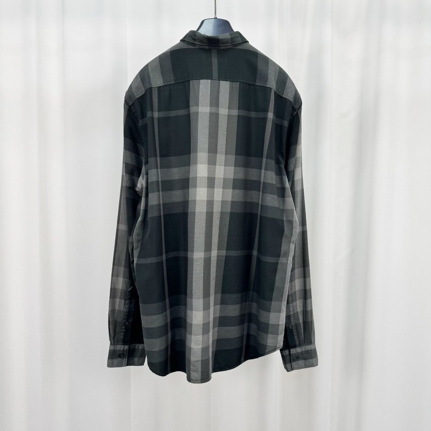 Burberry Burberry Classic Check Long Sleeve Shirt Size US L / EU 52-54 / 3 - 2 Thumbnail