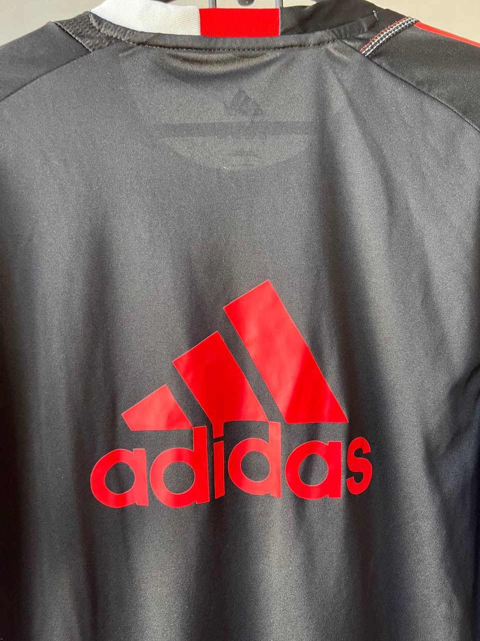 Adidas 2009/10 LIVERPOOL TRAINING SOCCER JERSEY FOOTBALL SHIRT S Size US S / EU 44-46 / 1 - 10 Thumbnail
