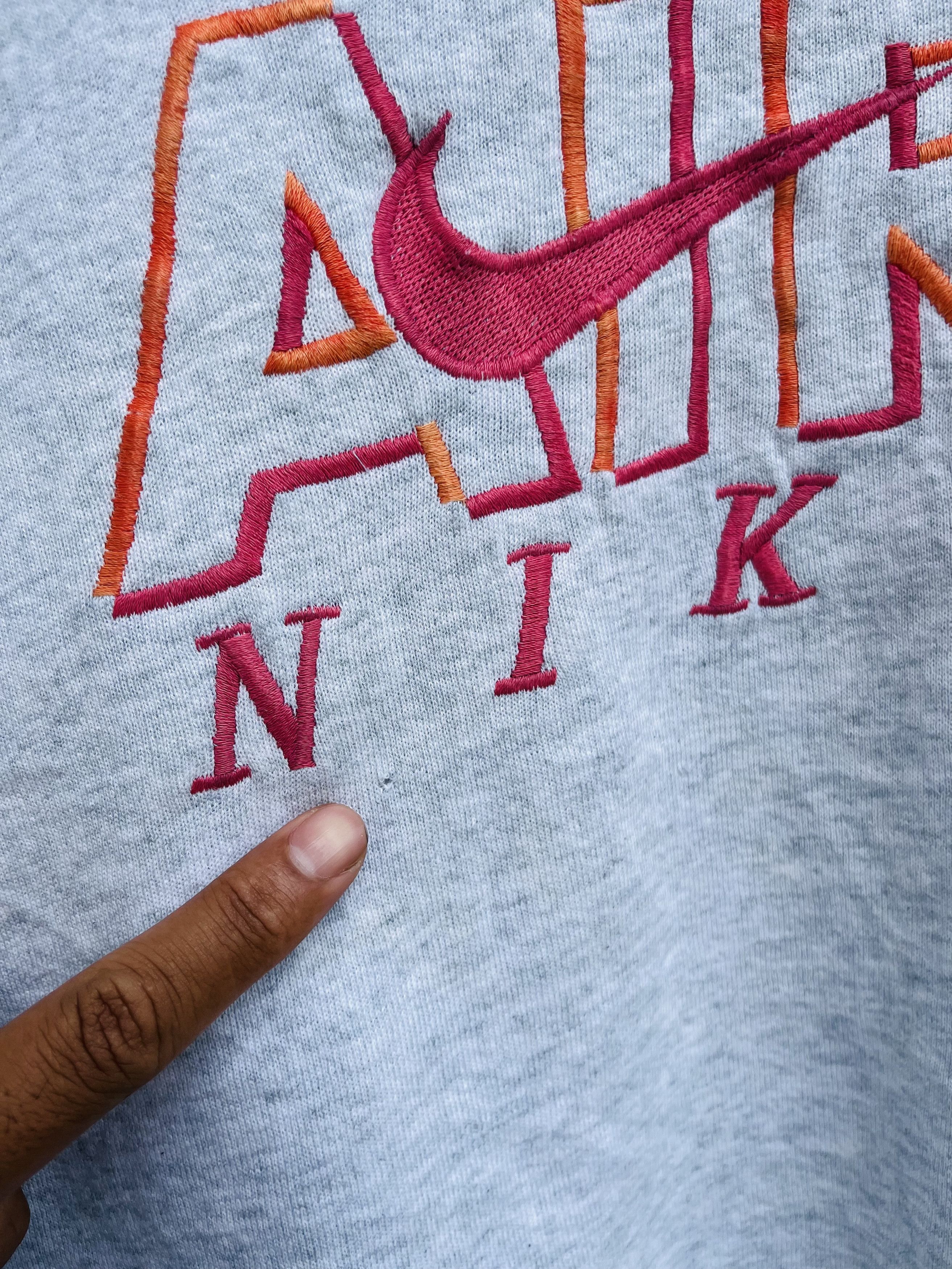 Nike × Vintage Vintage Nike 90s Hip Hop Streetwear Sweatshirt Size US L / EU 52-54 / 3 - 8 Thumbnail