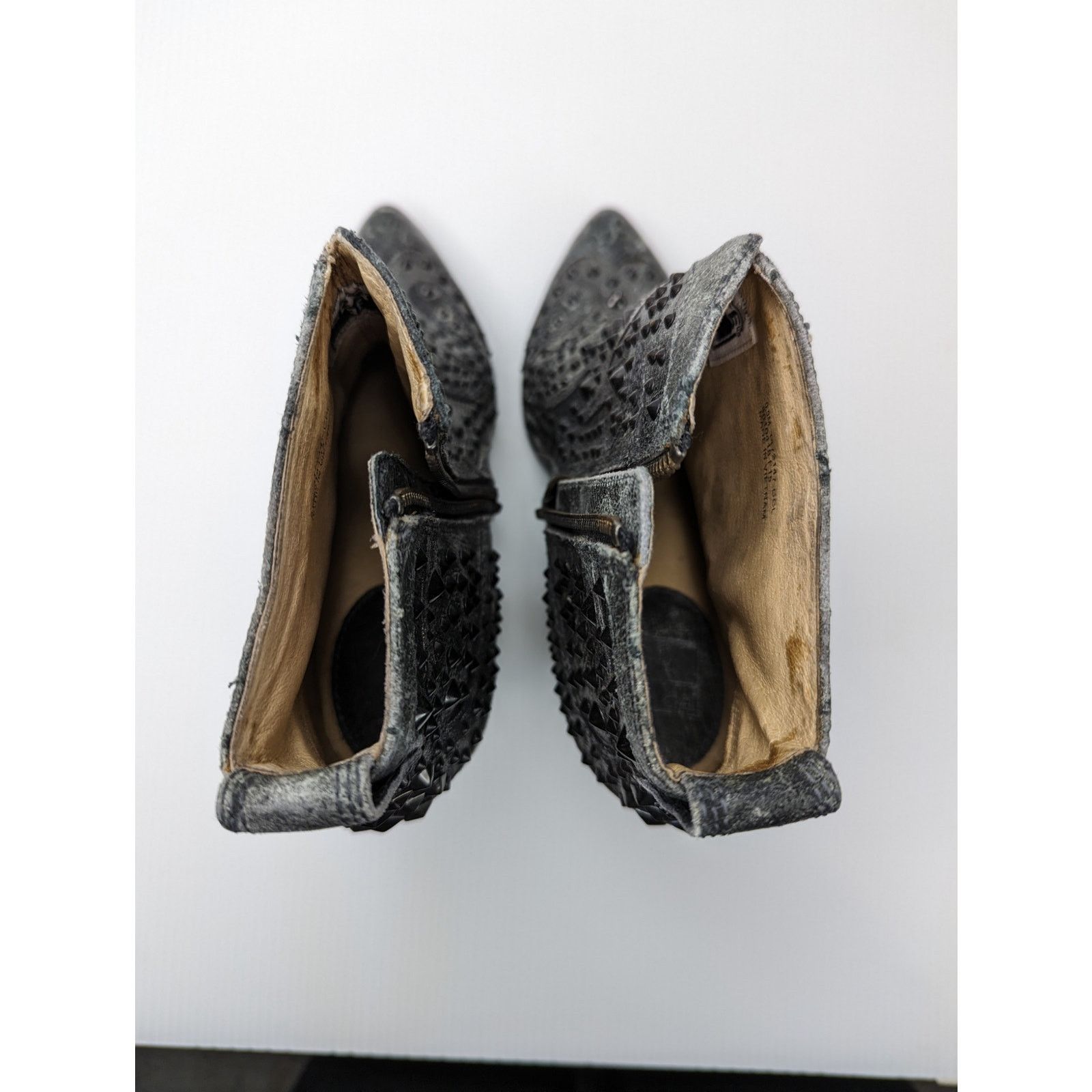 Frye Remy Deco studded high heel ankle boot Bootie sz 6.5 gray Size US 6.5 / IT 36.5 - 9 Thumbnail
